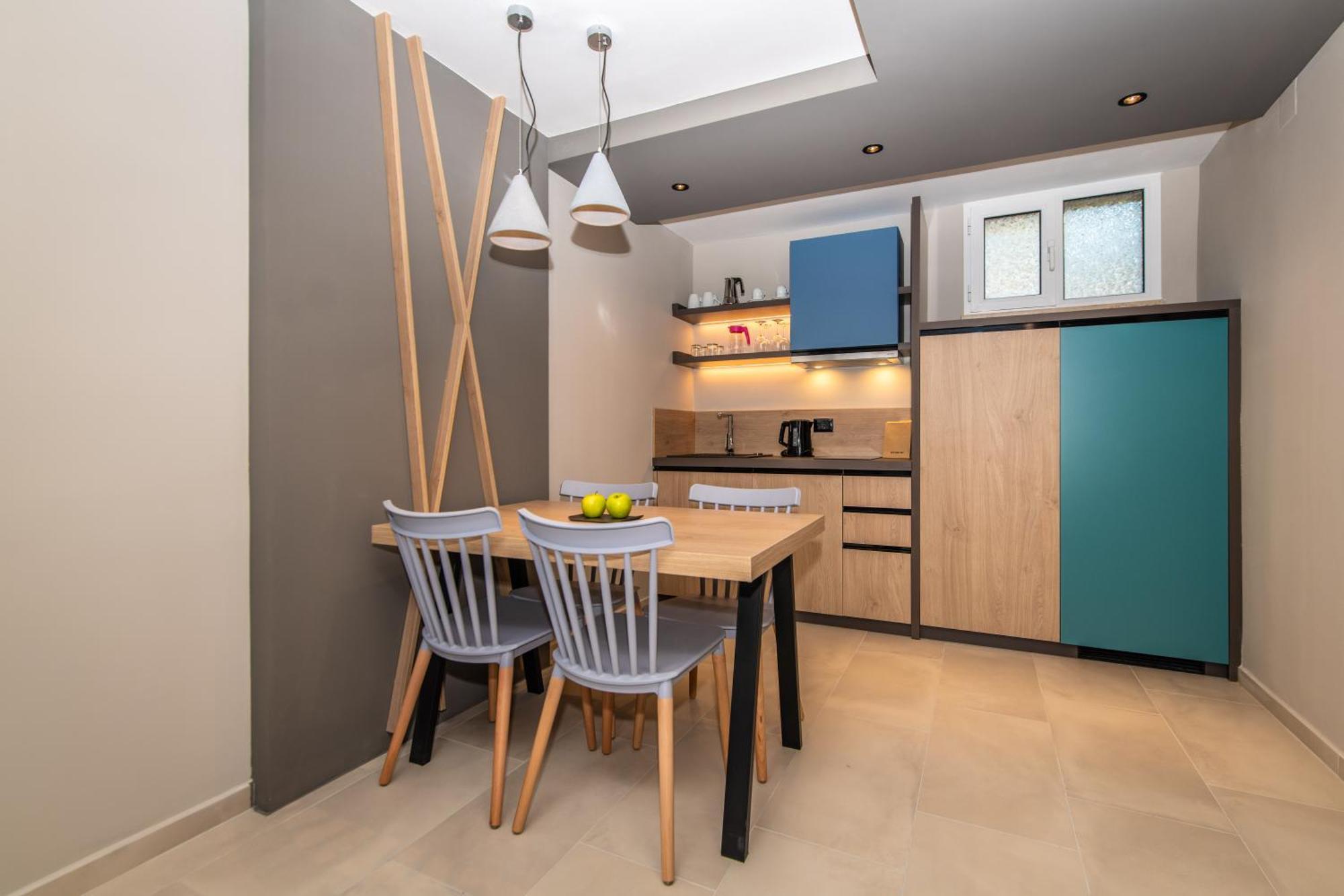 One-Bedroom Apartment with Balcony (4 Adults)
