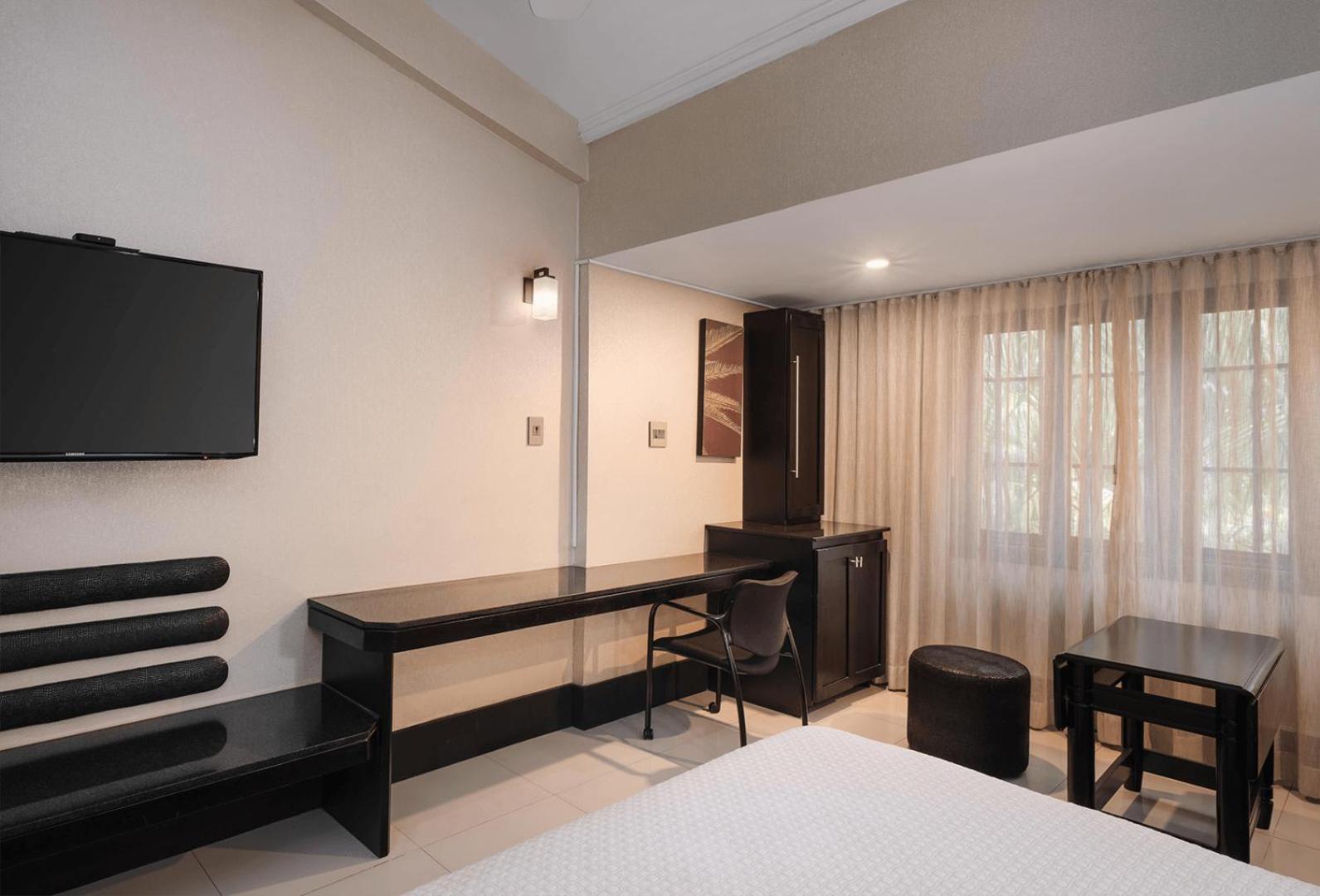 Suite with Two Double Beds and Walk-In Shower - Non-Smoking