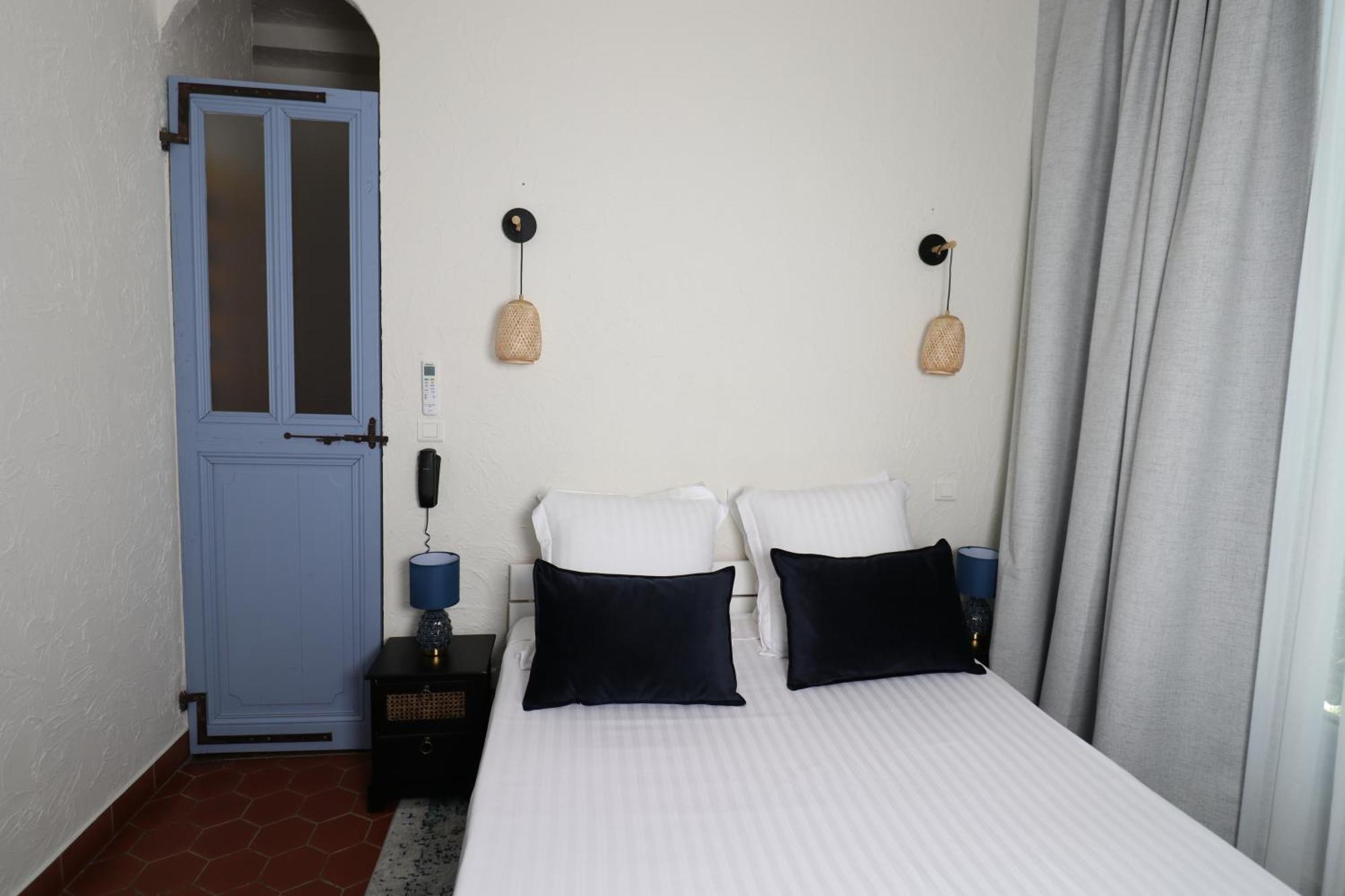Economy Twin Room