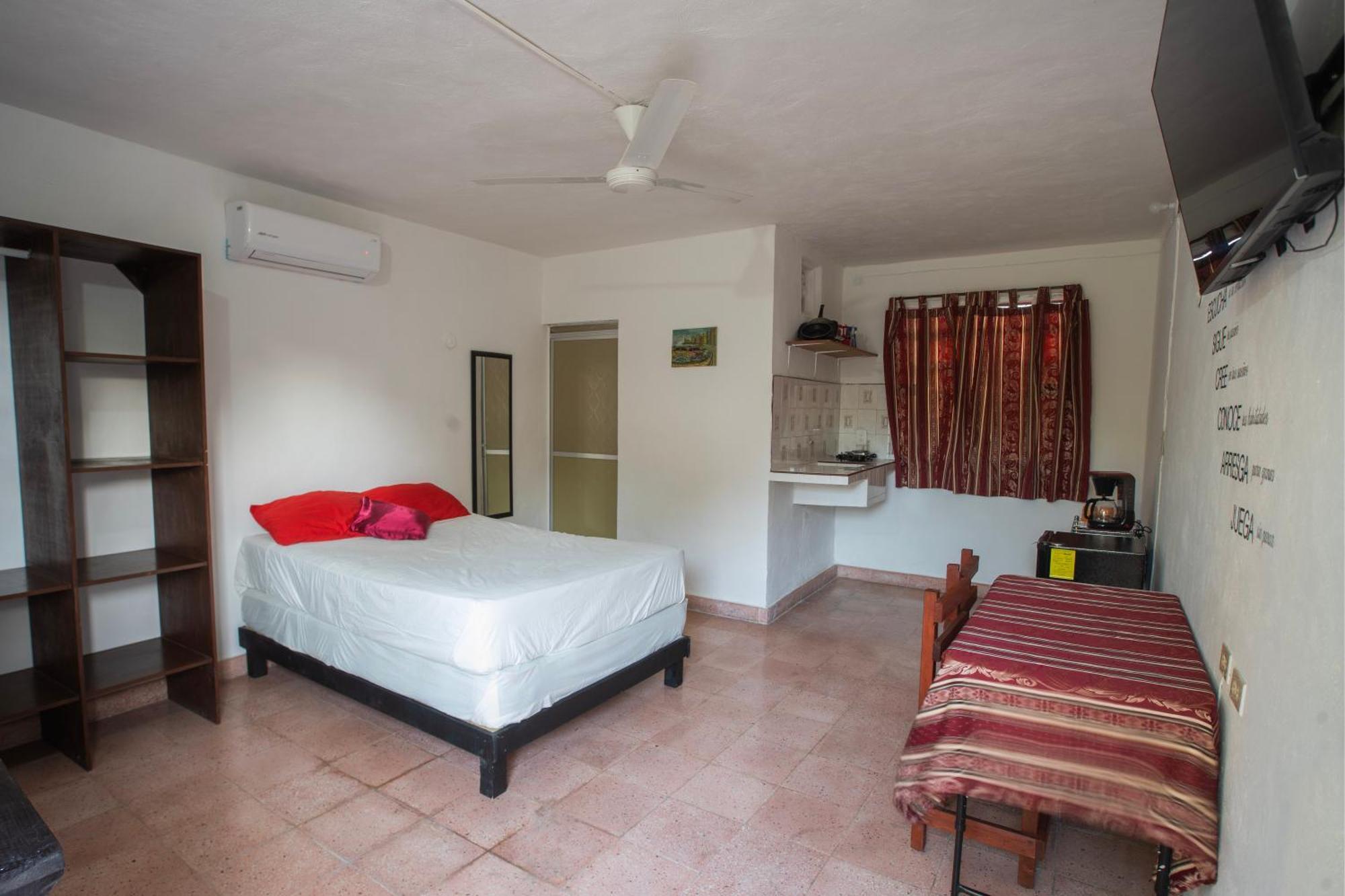 Standard Queen Room