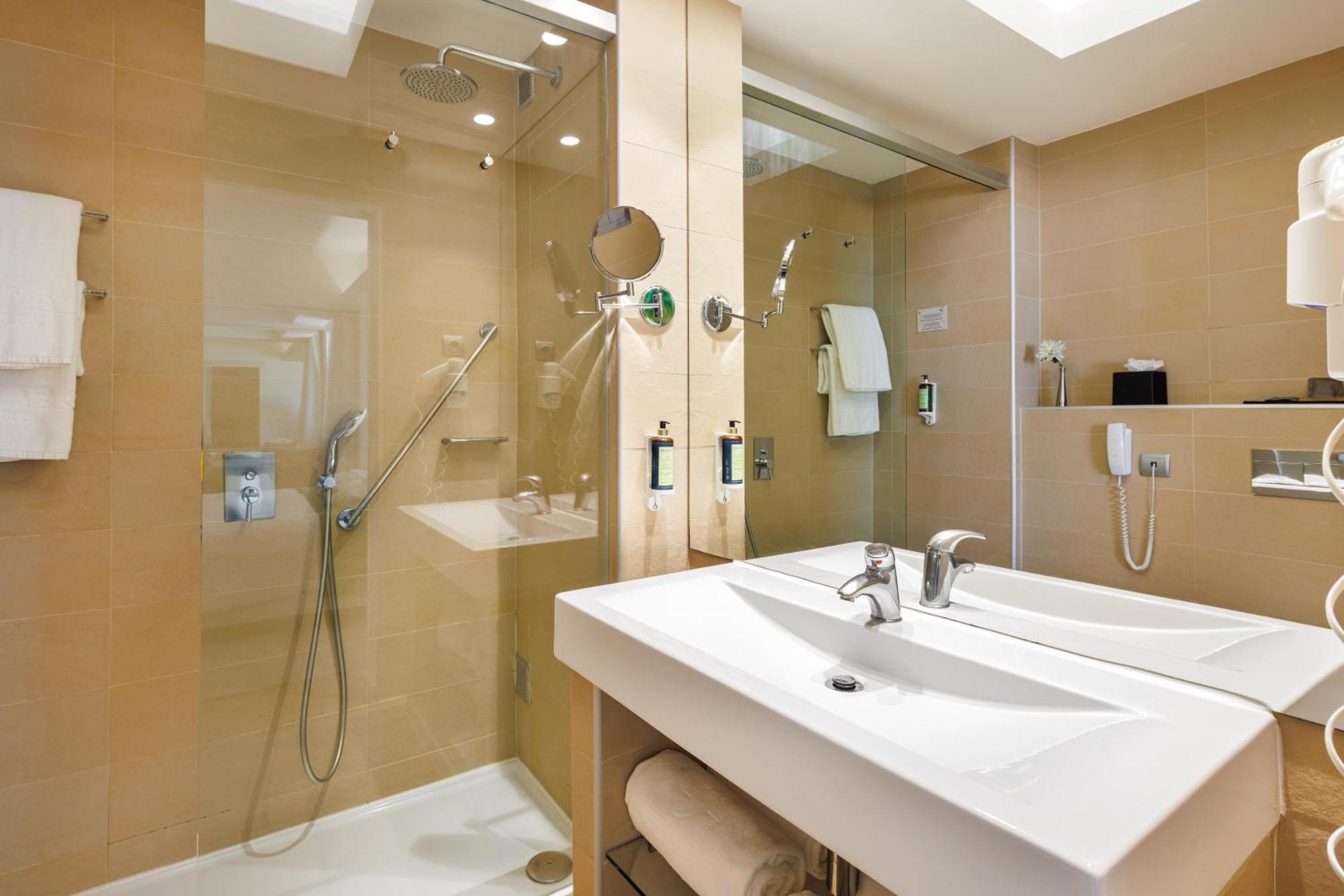 Standard Double or Twin Room
