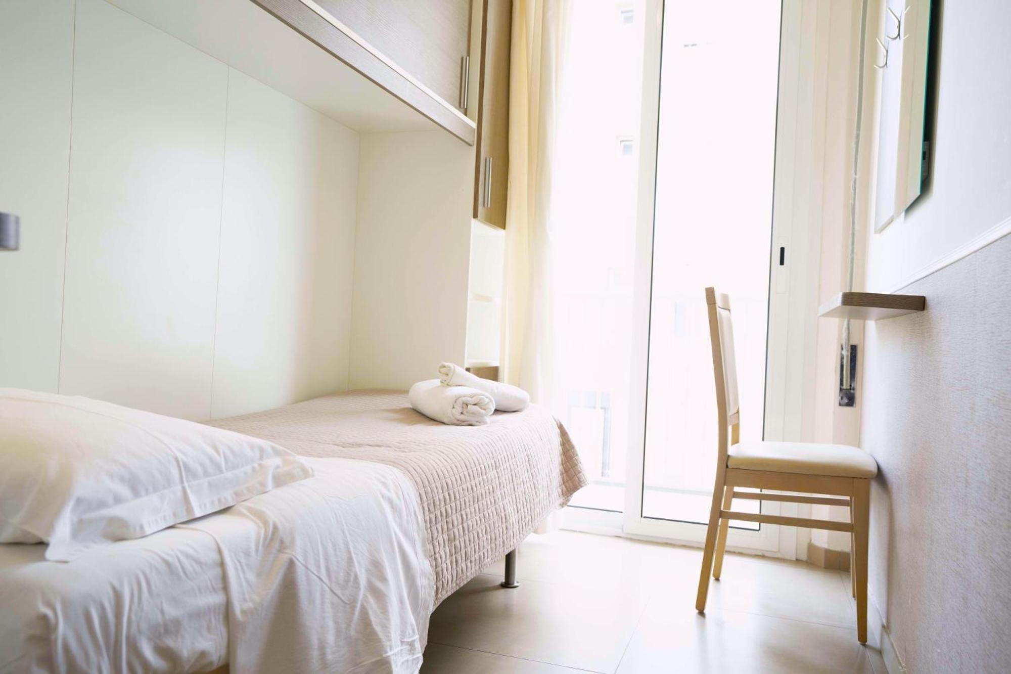 Comfort Single Room Balcony,1698982709:JPEG