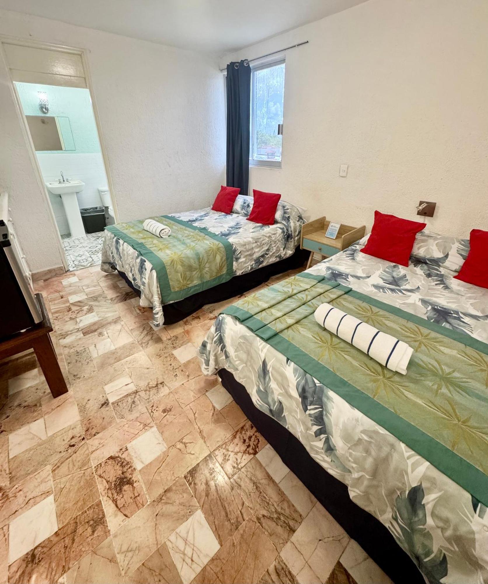 Deluxe Quadruple Room