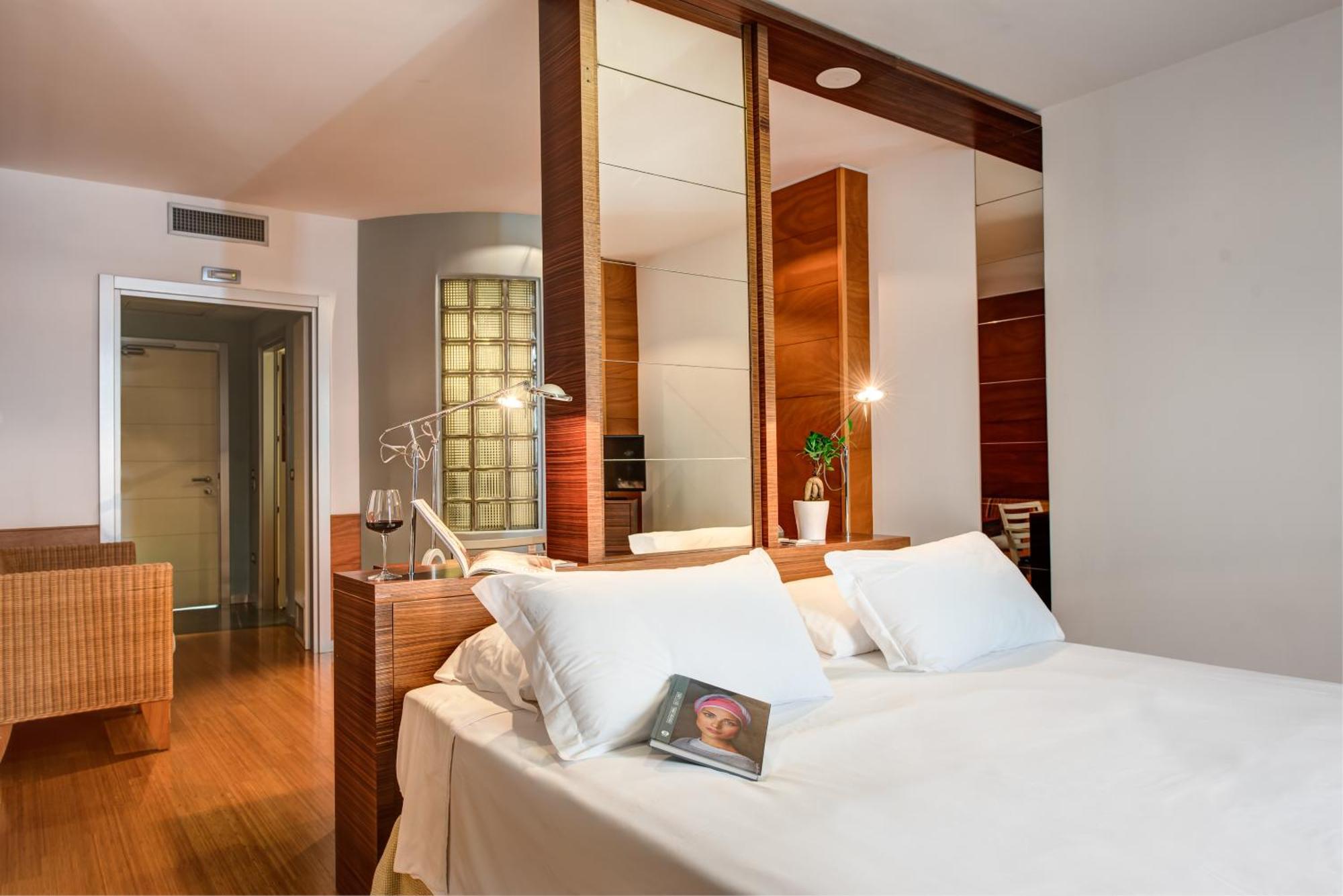 Superior Double room Partial Sea View