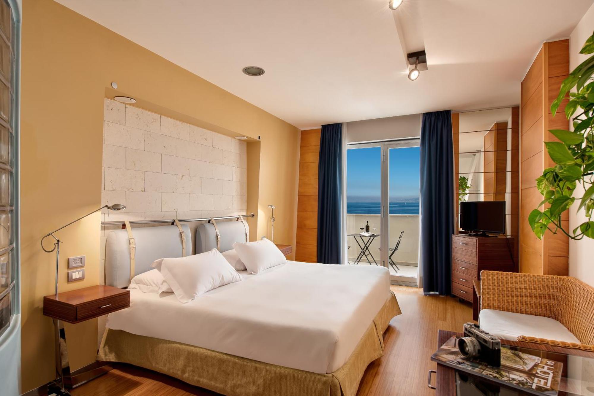 Standard Double or Twin Room Sea View