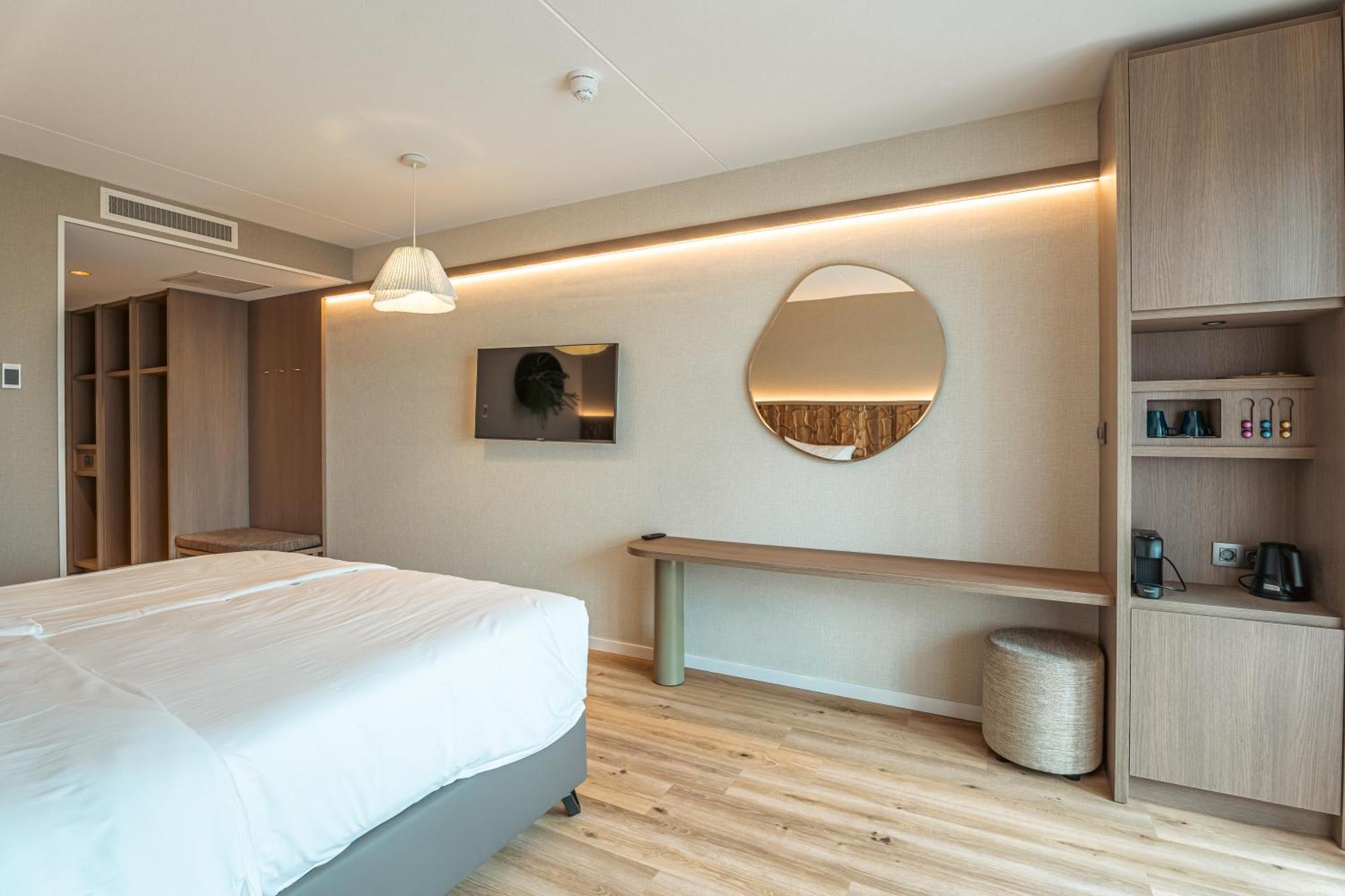 Deluxe Double Room (No pets allowed)