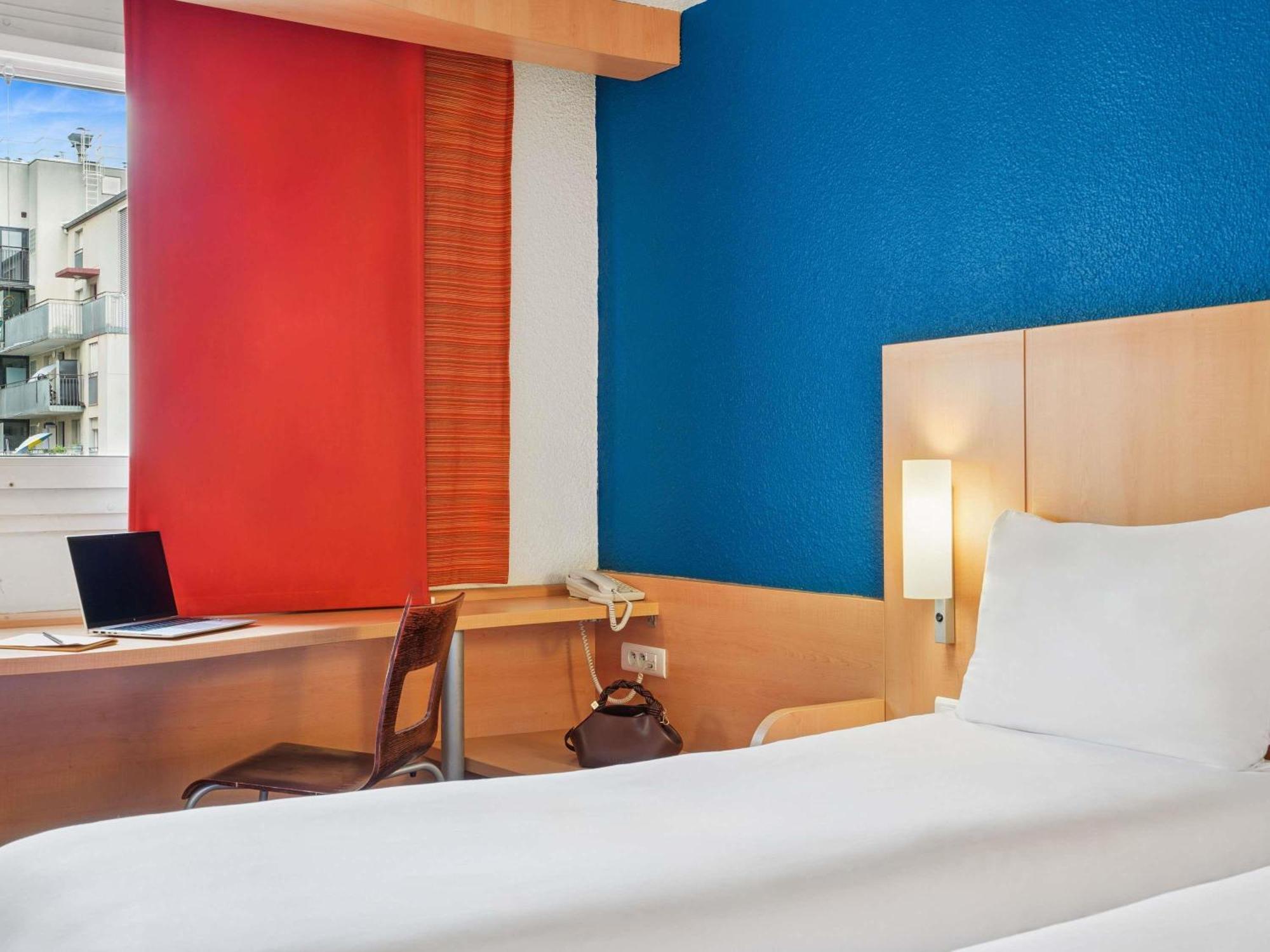 Standard Room Two Single Beds