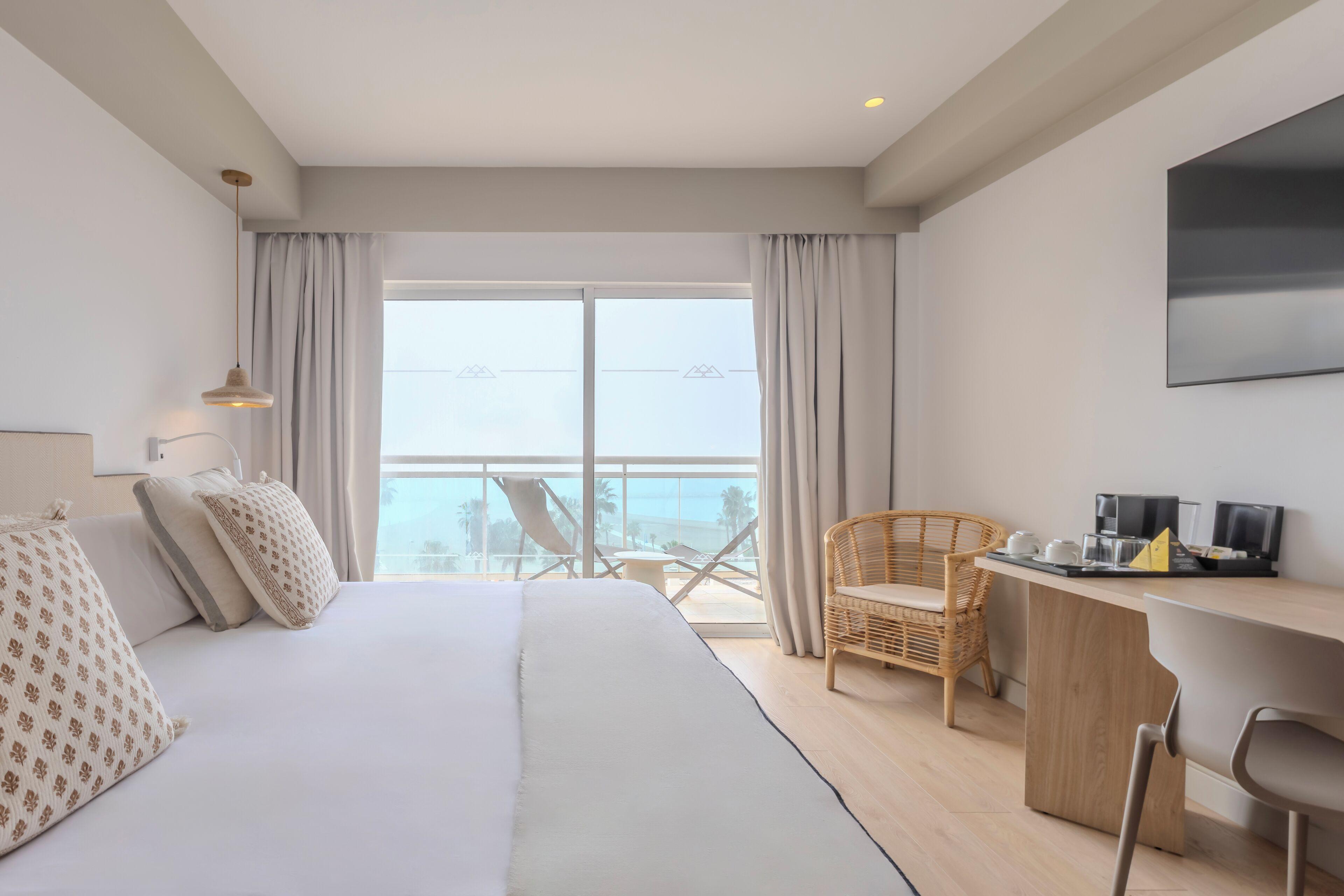Superior Double or Twin Room Sea View
