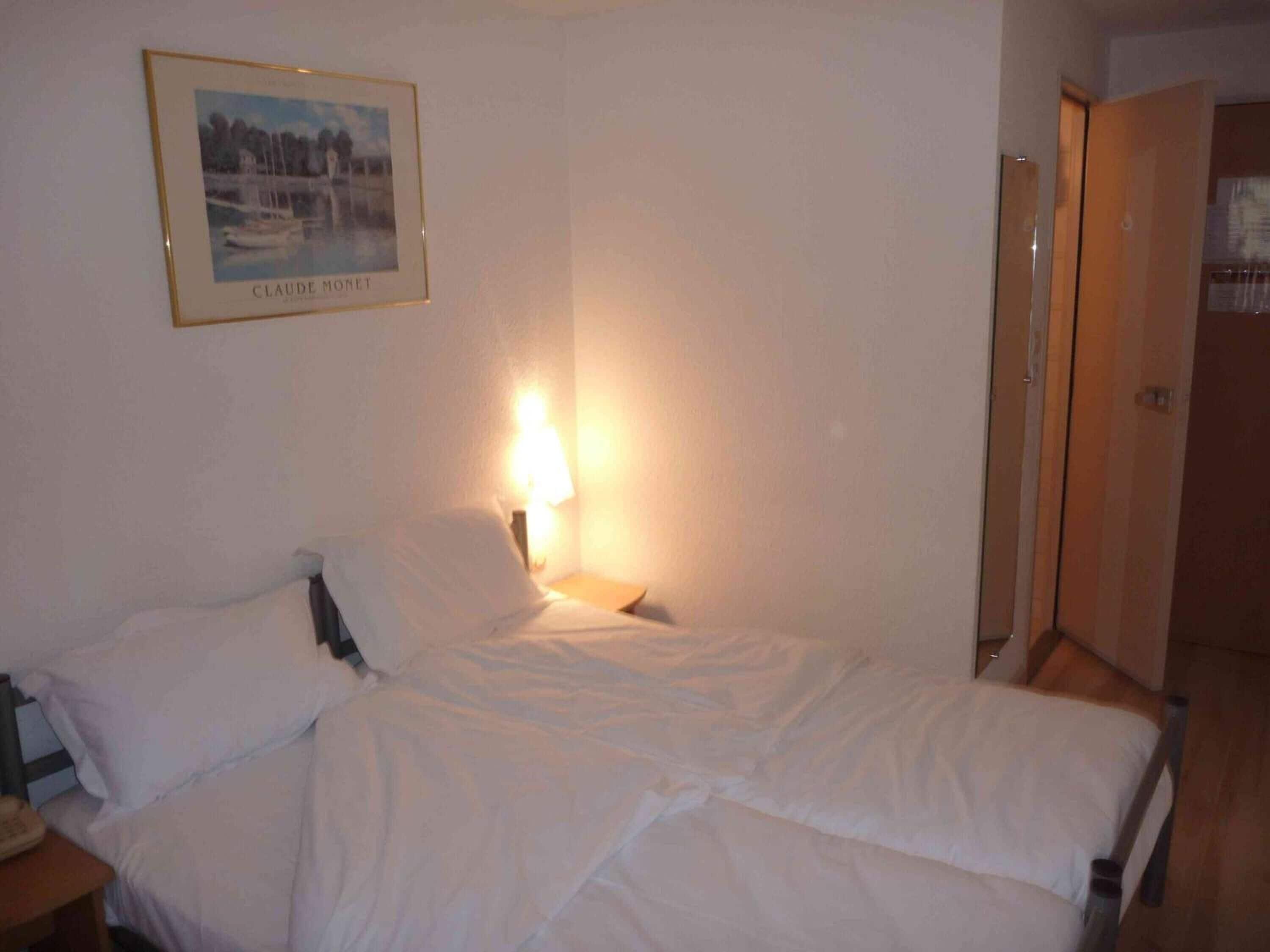 Triple Room with 3 Single Beds,1746832636:JPEG