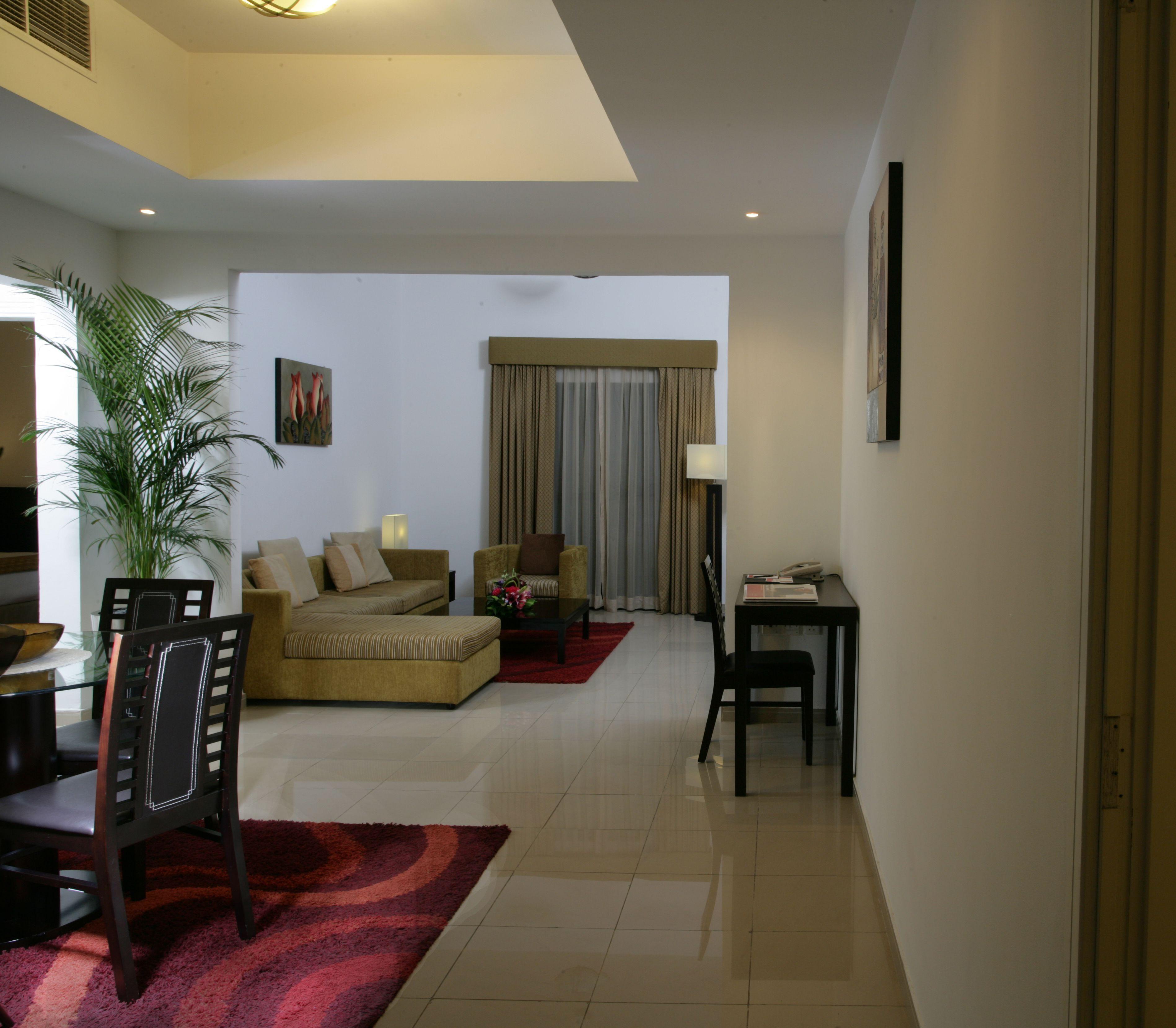 One-Bedroom King Suite Non-Smoking