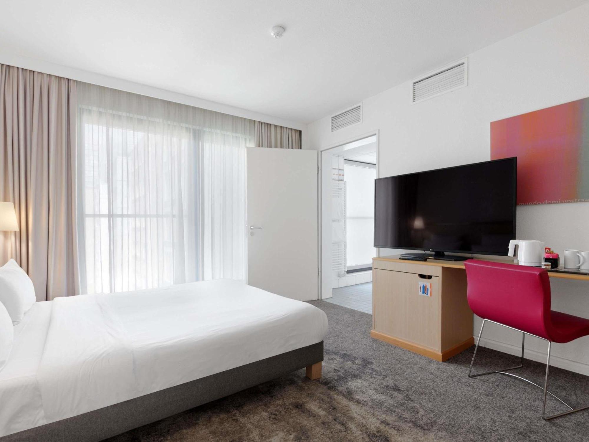 Standaard Kamer met Queensize Bed - Geschikt voor Gasten met een Lichamelijke Beperking