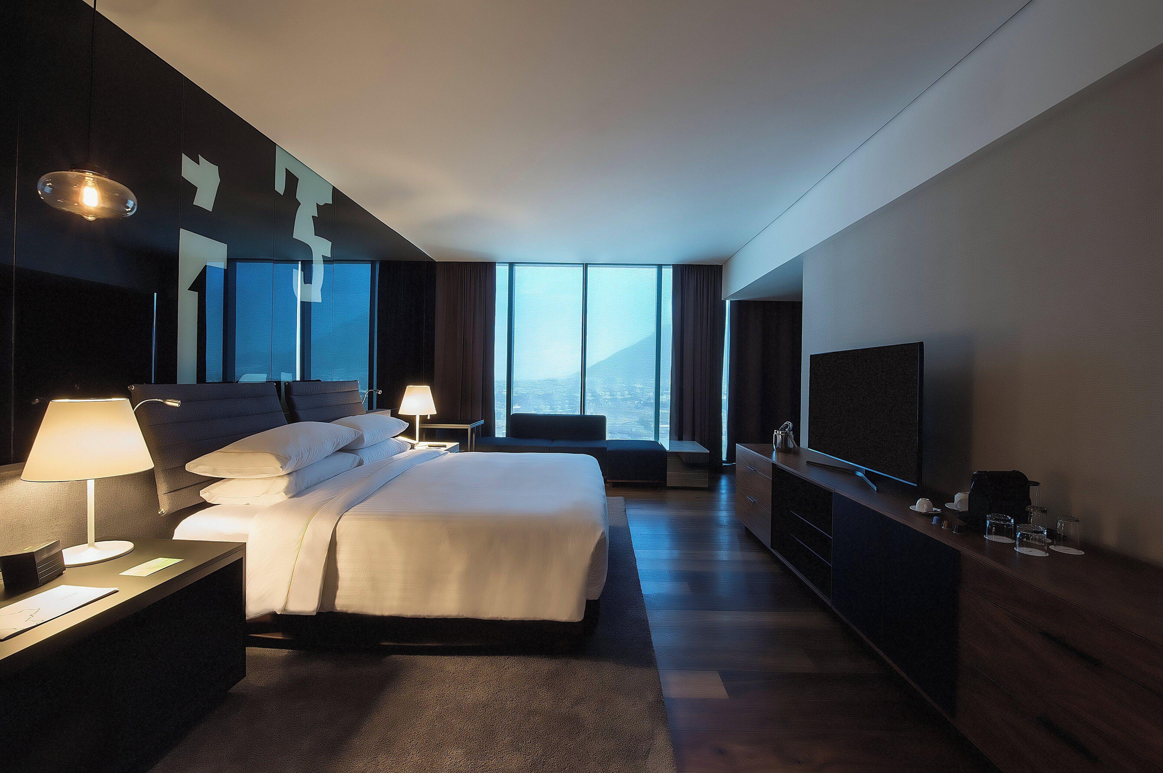 Junior Suite 1 King