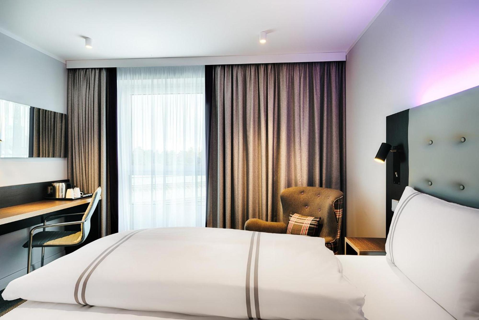 Standard Double Room,1726229522:JPEG