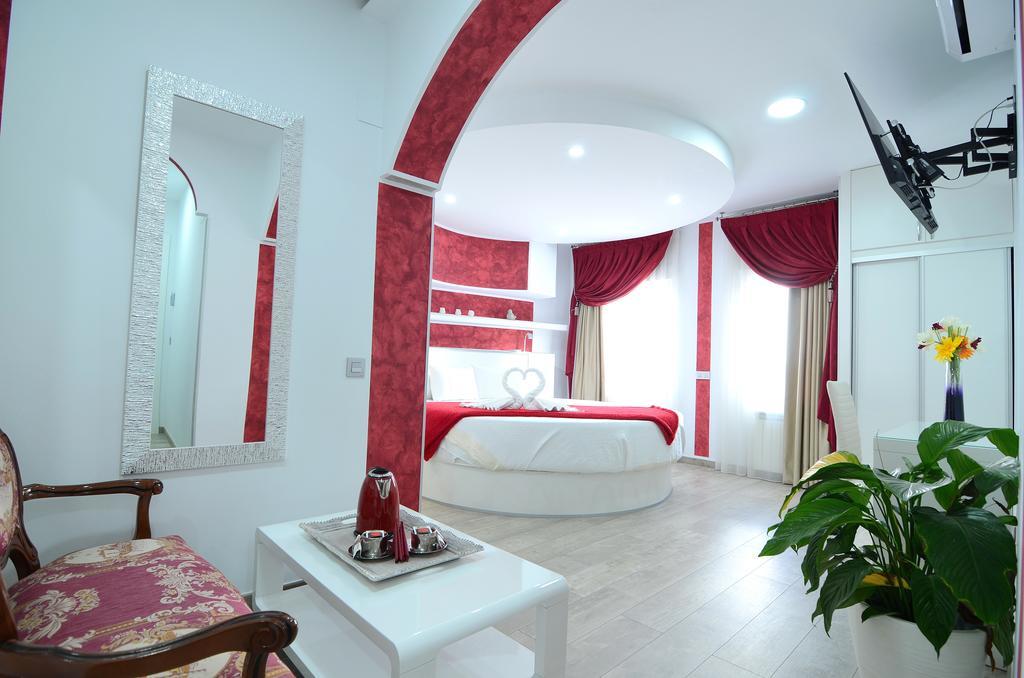 Suite Romantica con Letto Rotondo