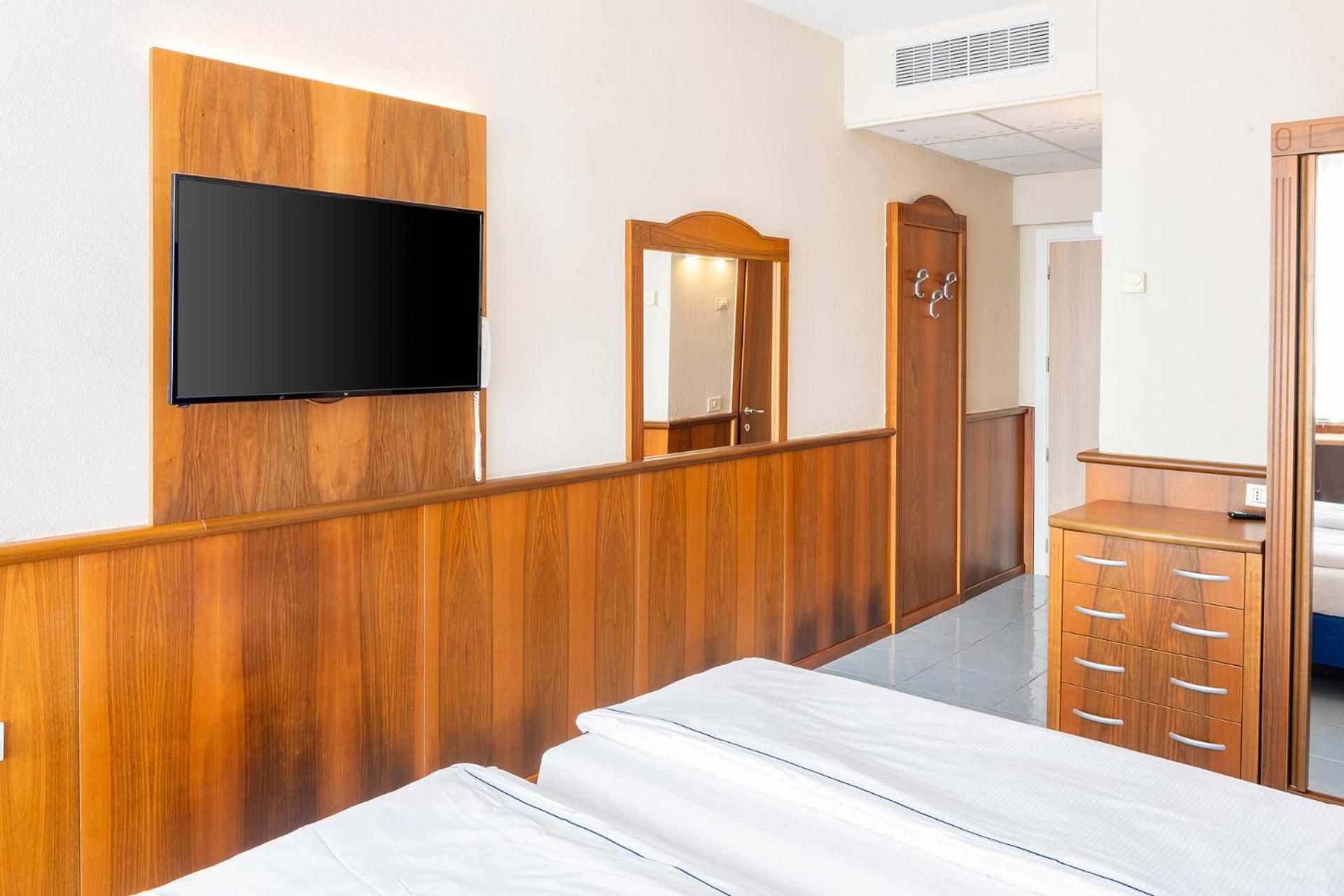 Comfort Twin Room