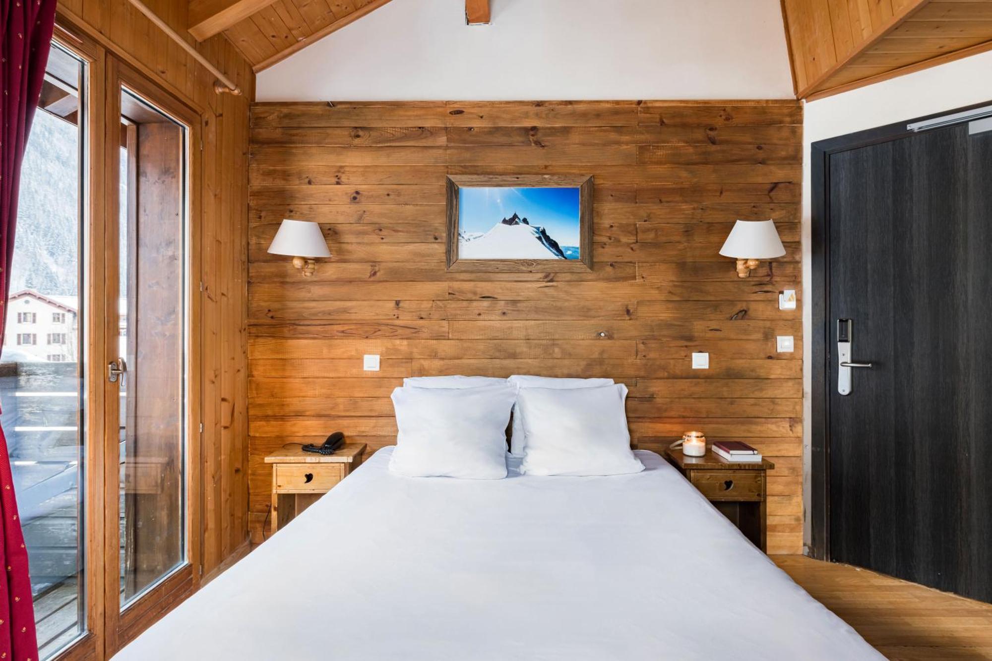 Standard Double Room,1742646412:JPEG
