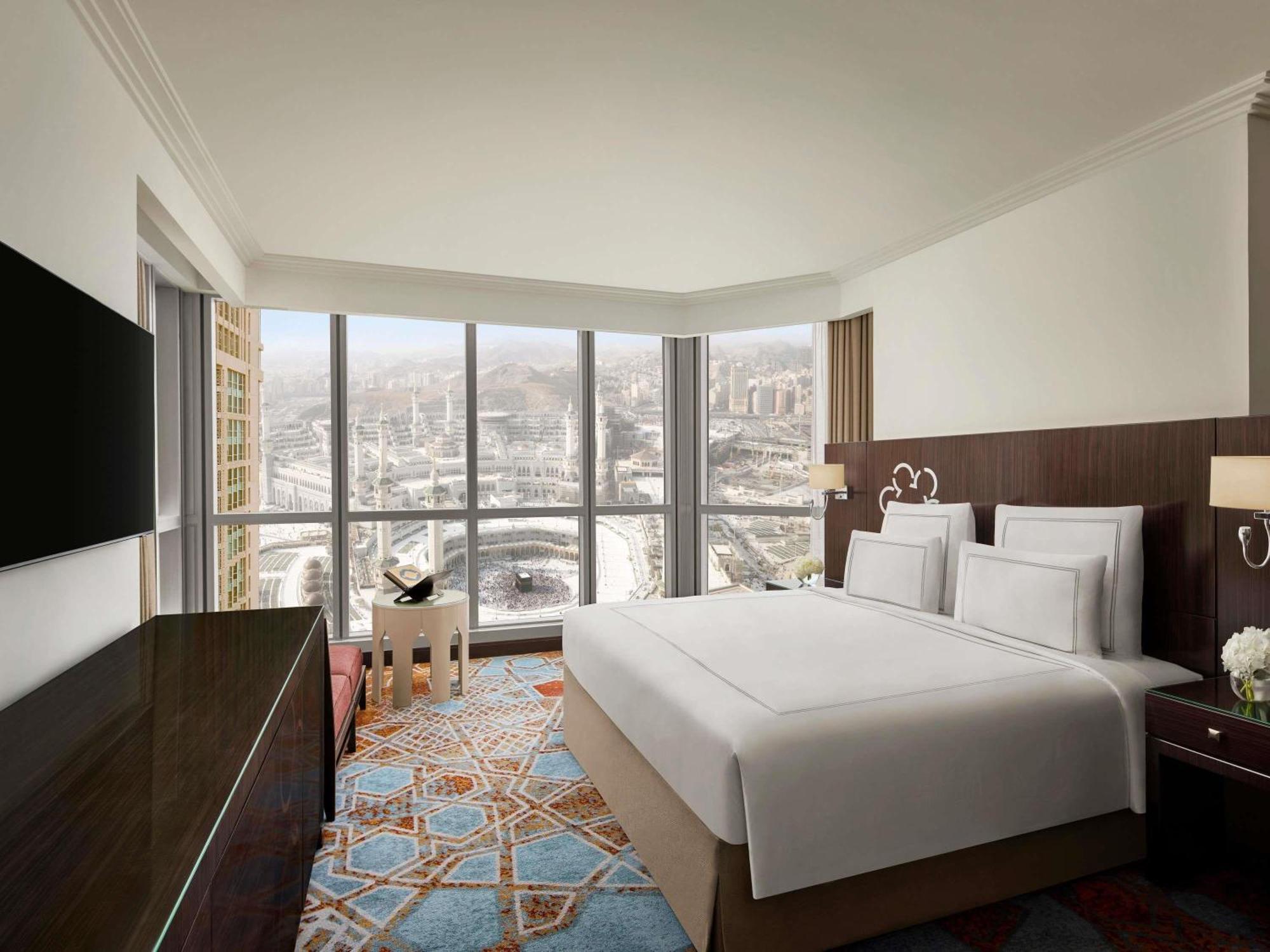 Junior Suite mit Blick auf die Kaaba
