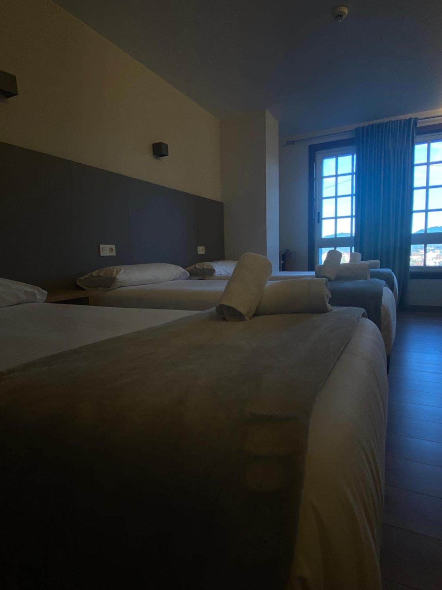 Triple Room,1742941303:JPEG