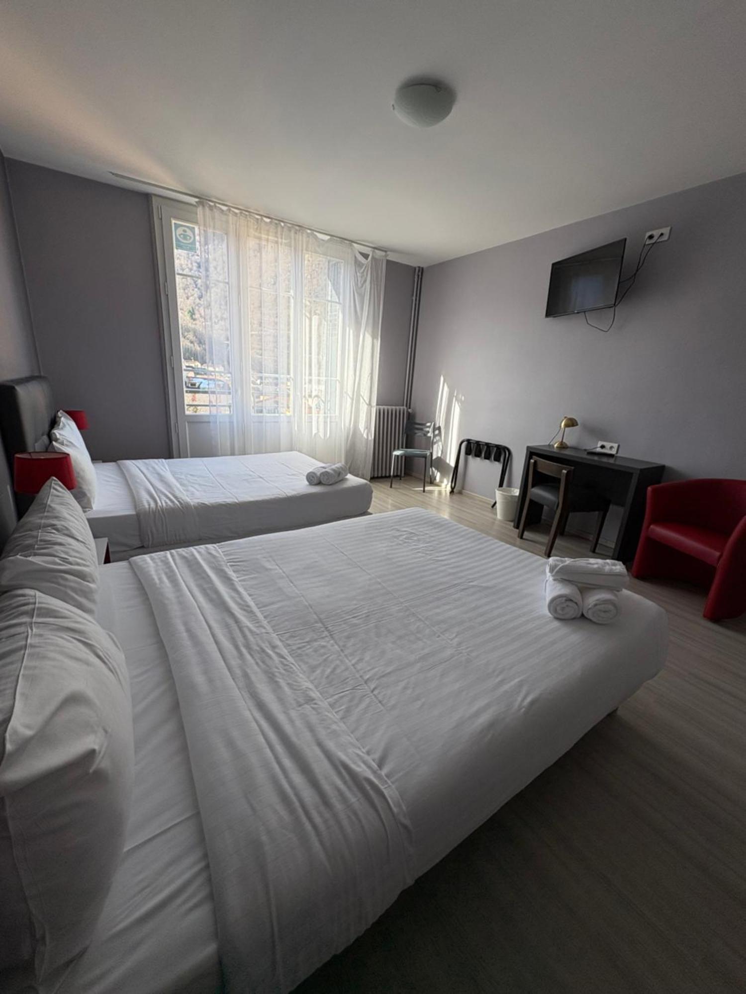 Classic Quadruple Room