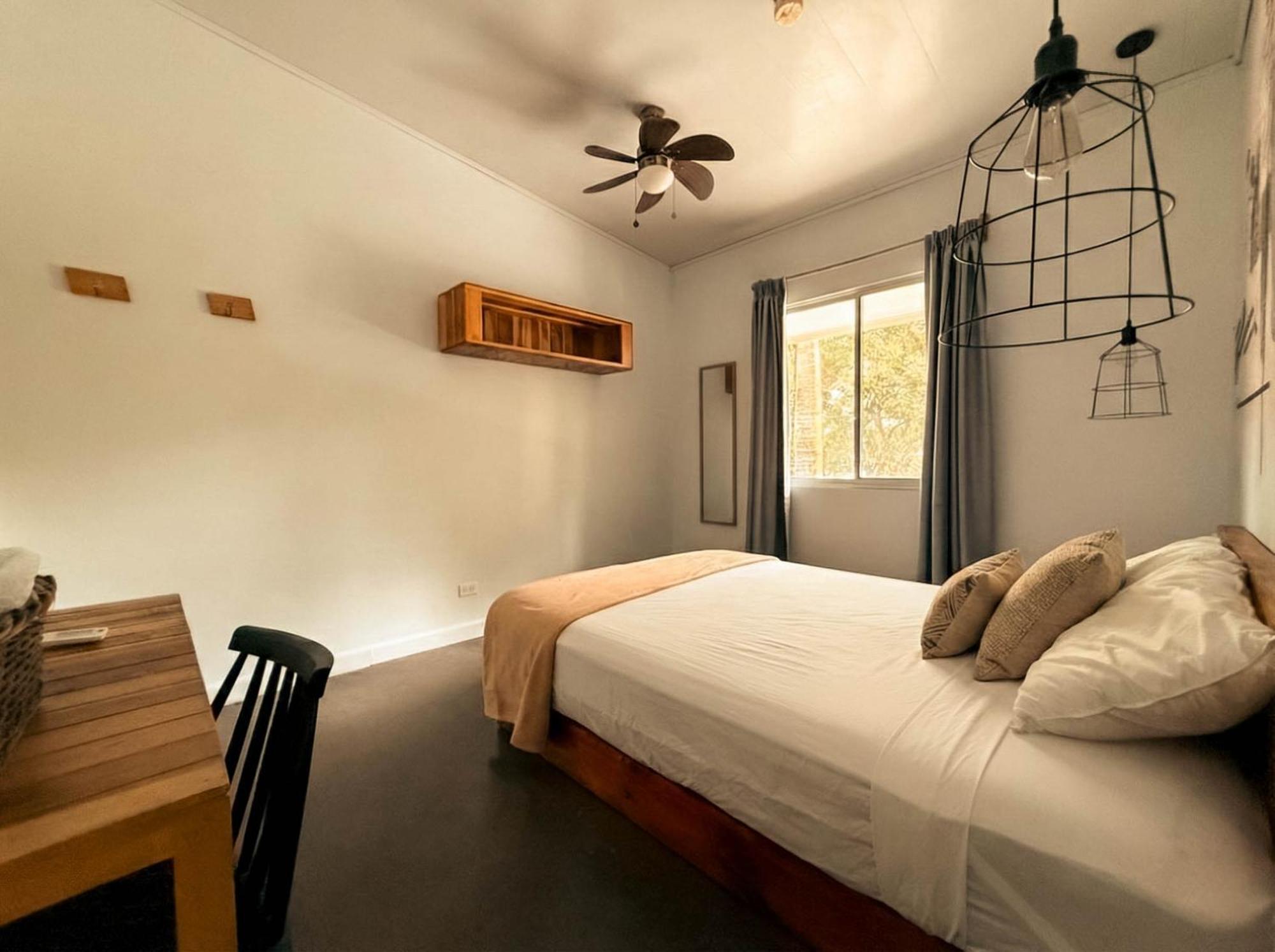 Standard Double Room,1765972199:JPEG