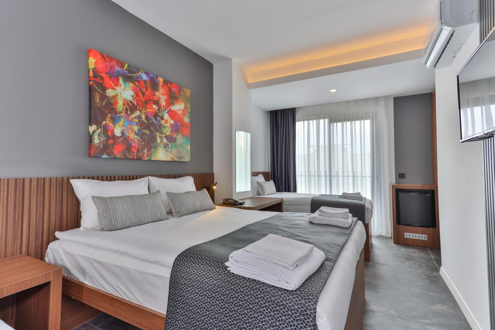 Superior King Room,1743663913:JPEG