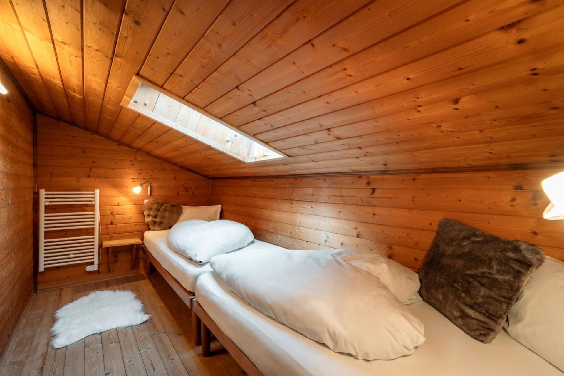 Two-Bedroom Apartment,1745273010:JPEG