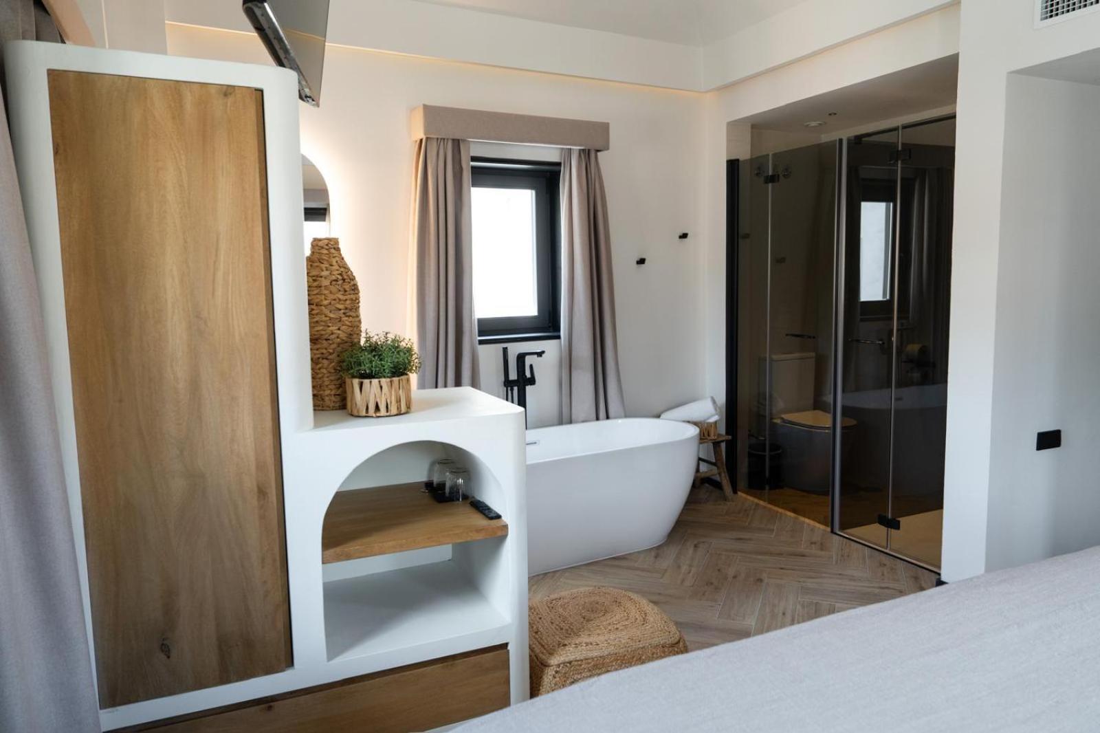 Deluxe Double Room Balcony