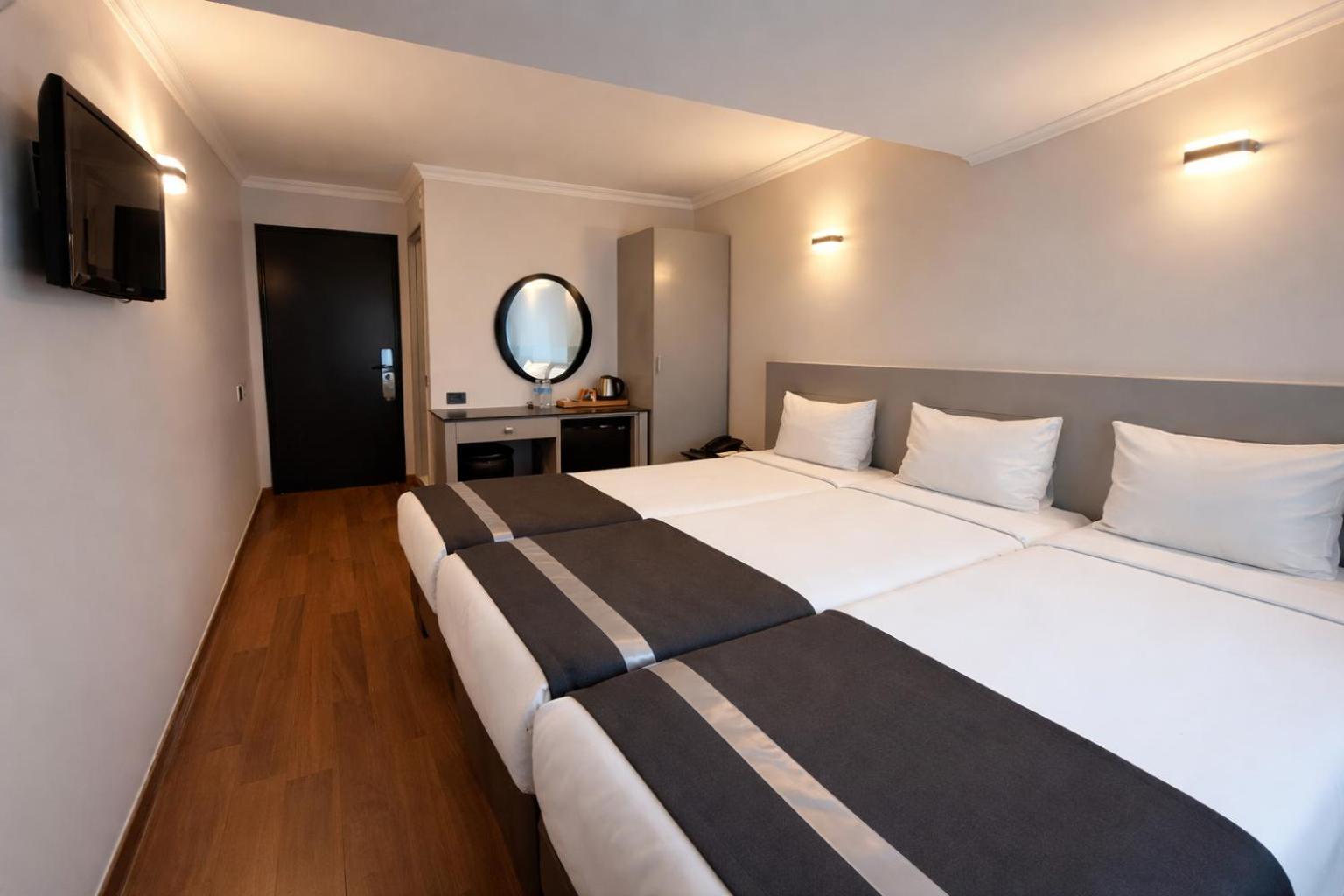 Triple Room,1758288786:JPEG