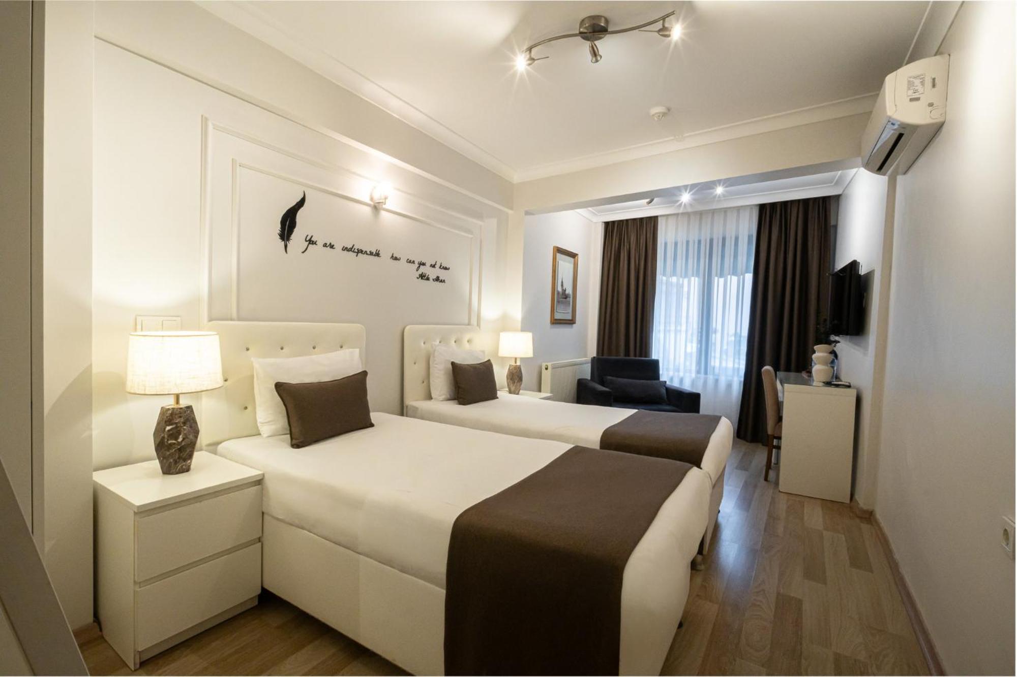 Deluxe Twin Room,1758583761:JPEG