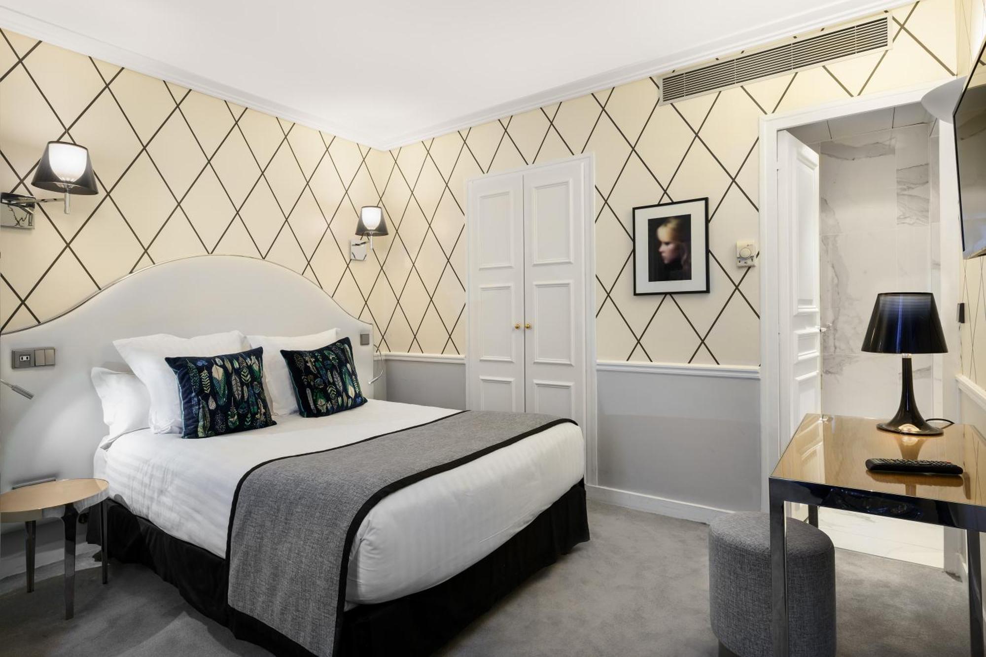 Classic Double Room