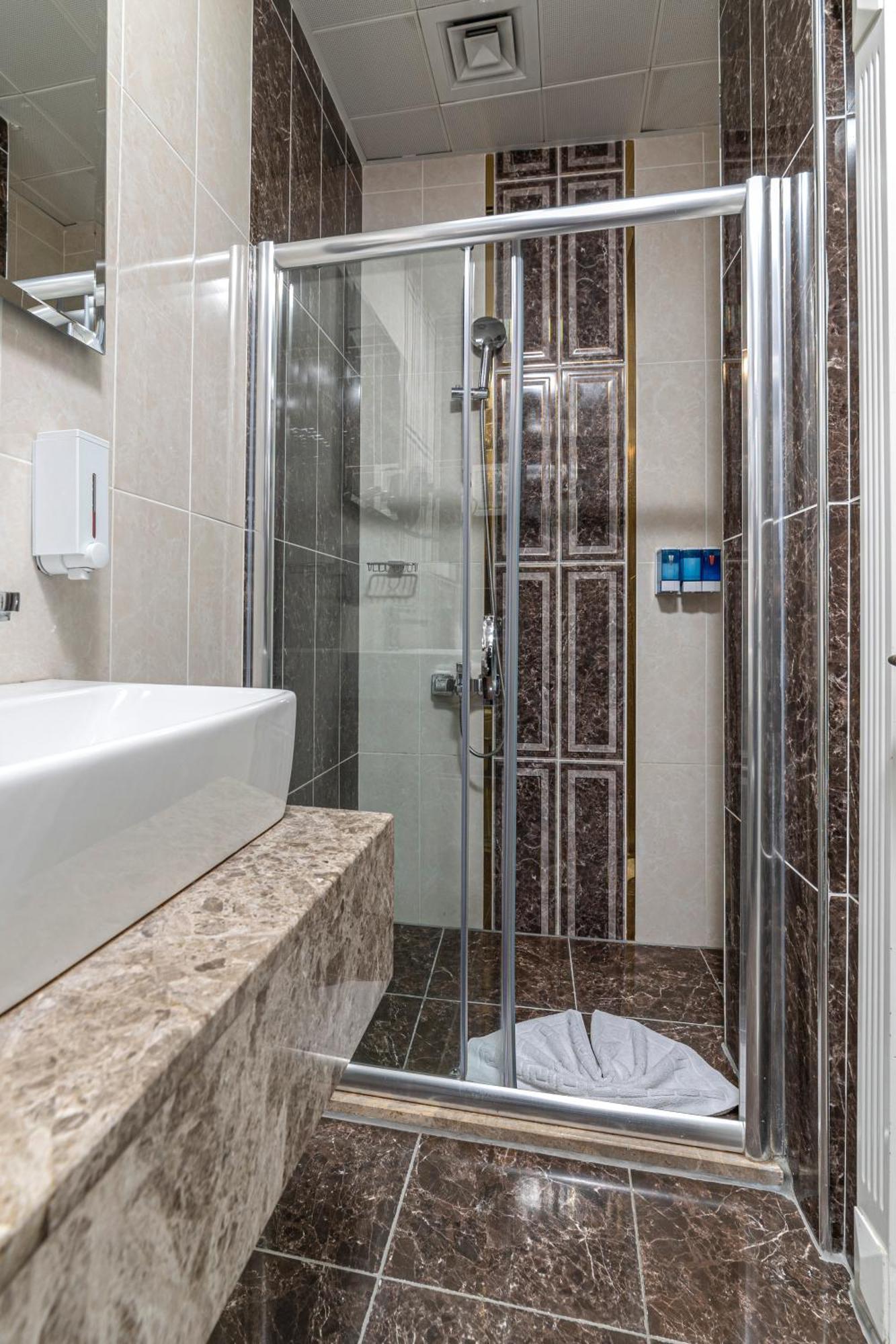 Standard Double Room,1774492615:JPEG