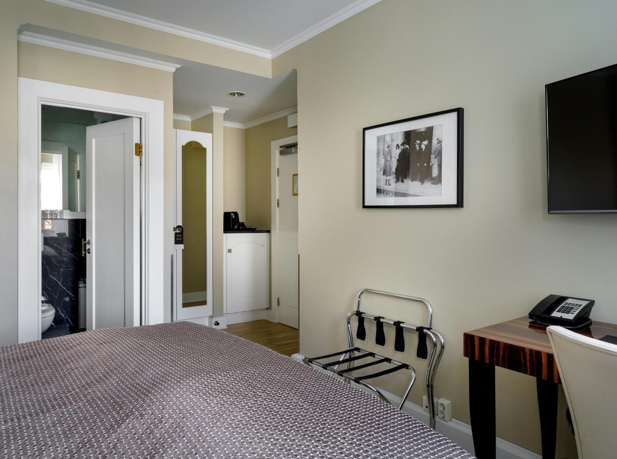 Single Room