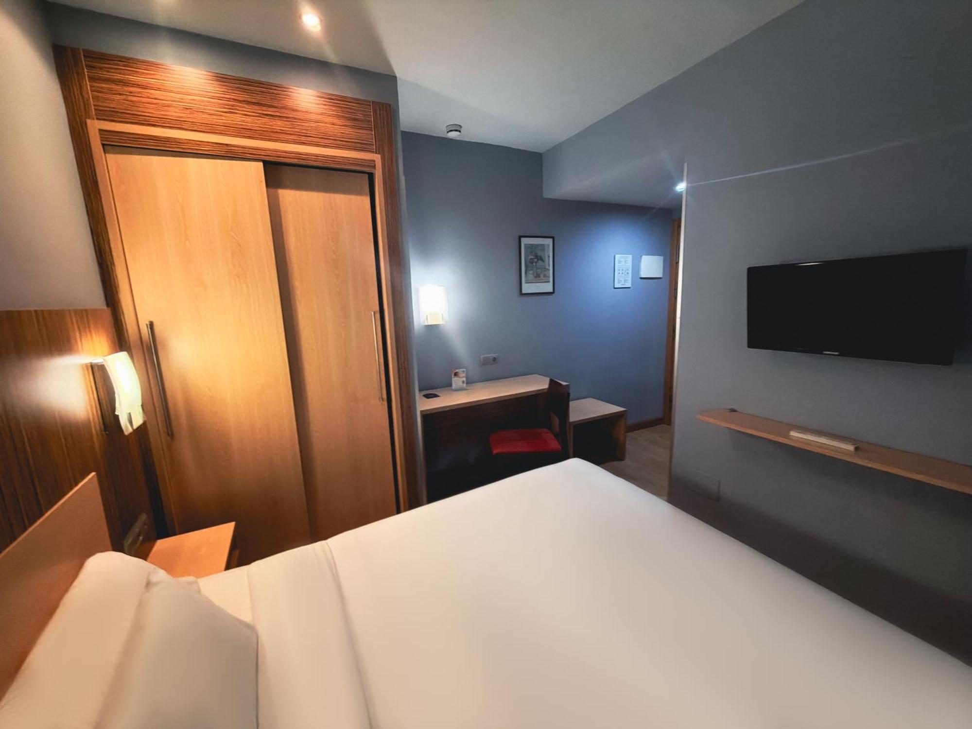1 Single Bed Superior Room