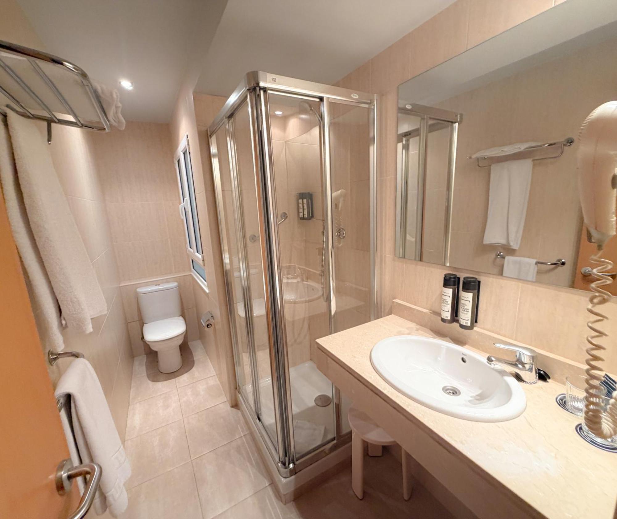 1 Single Bed Superior Room