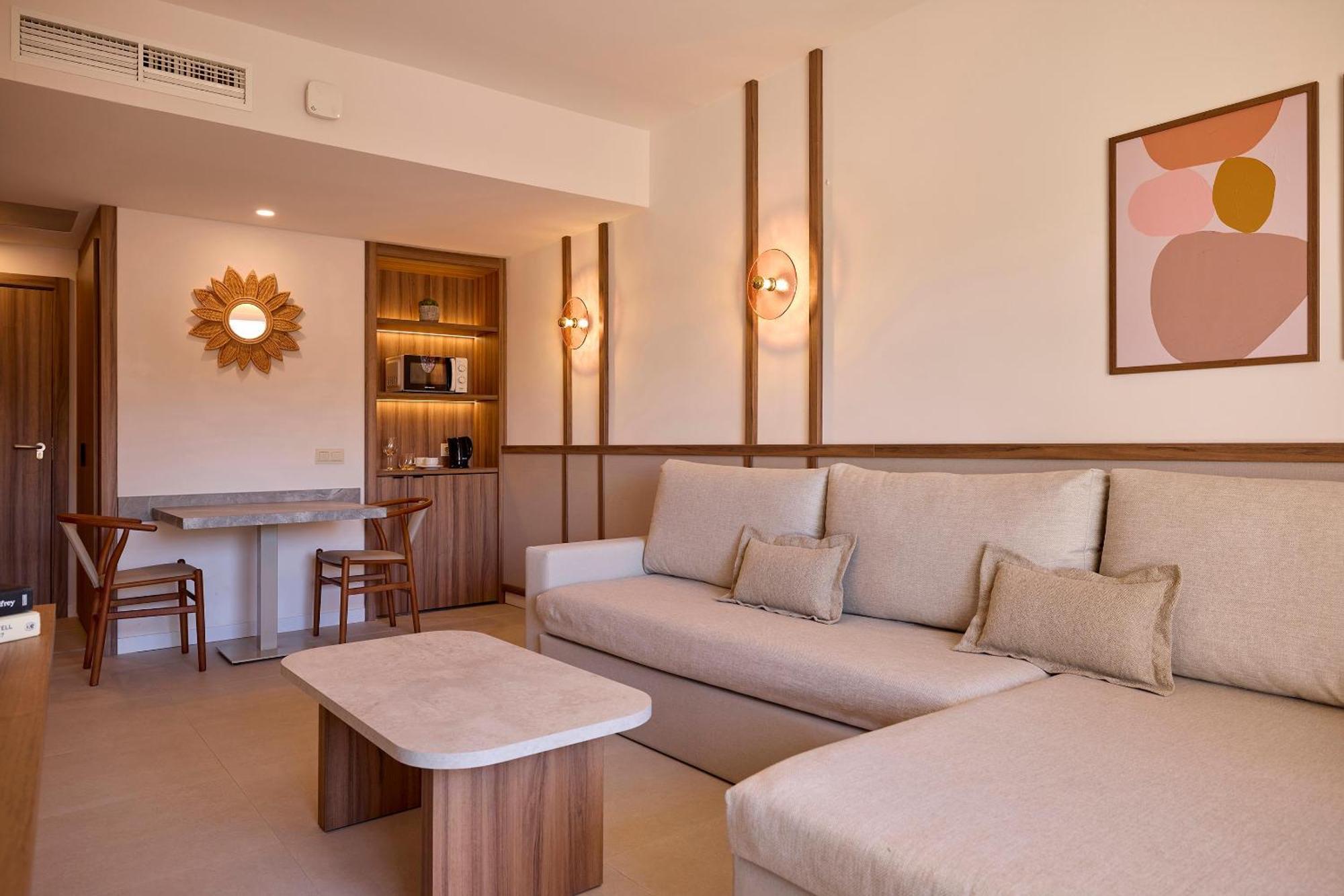 One-Bedroom Suite