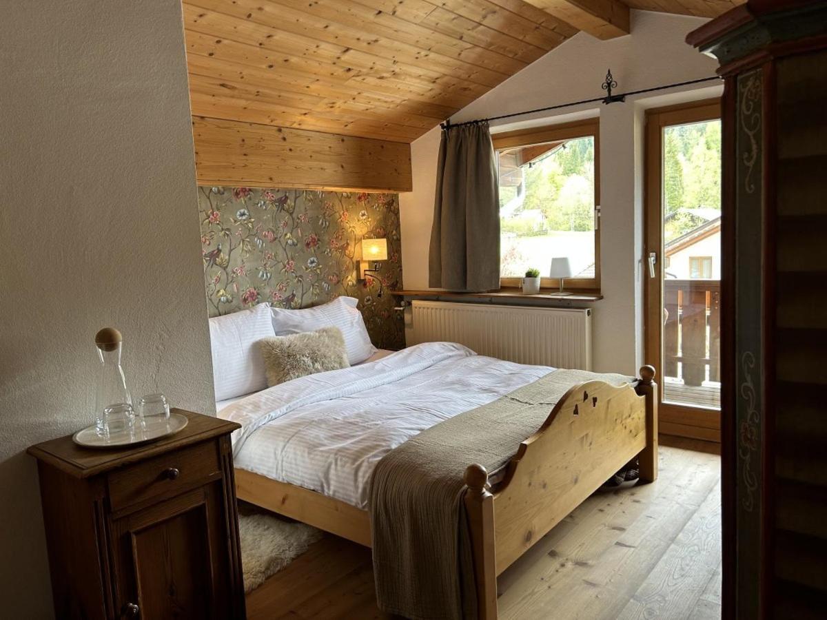 Single Room Balcony