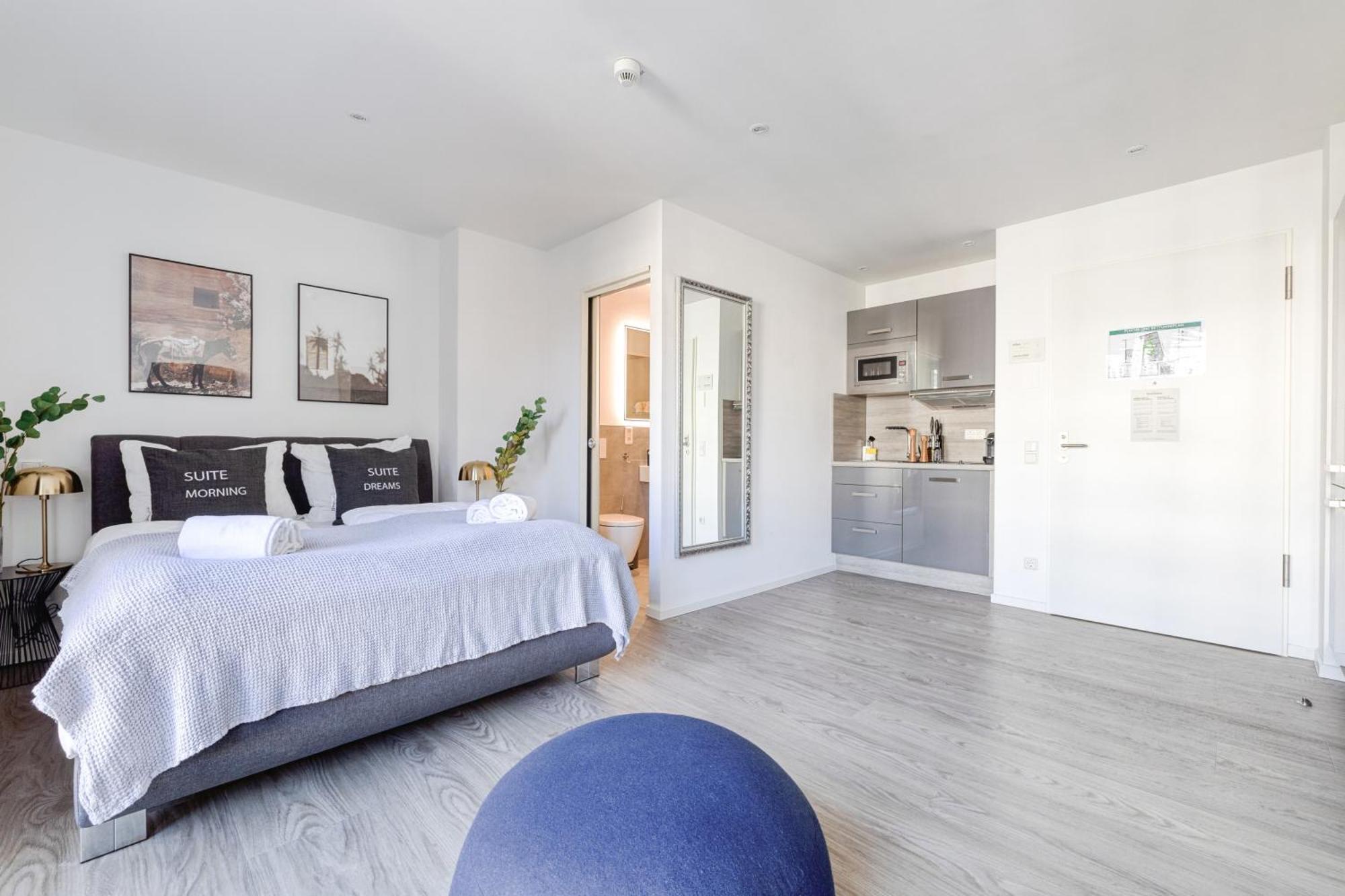 Suite M Street View
