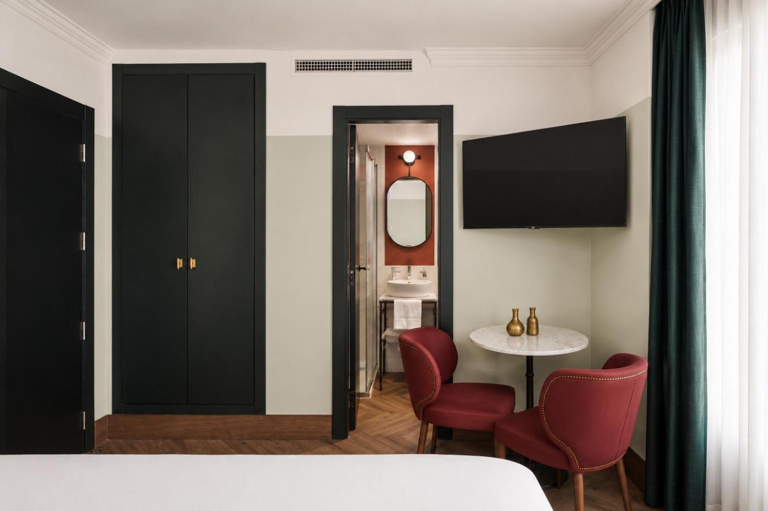 Chambre Double ou Lits Jumeaux Confortable
