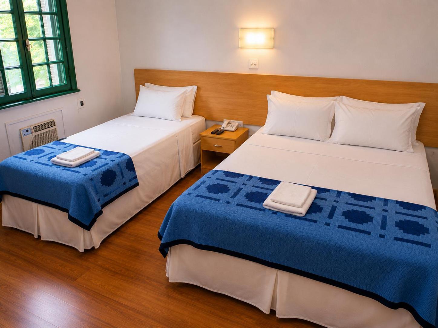 Chambre Triple avec Lit Double