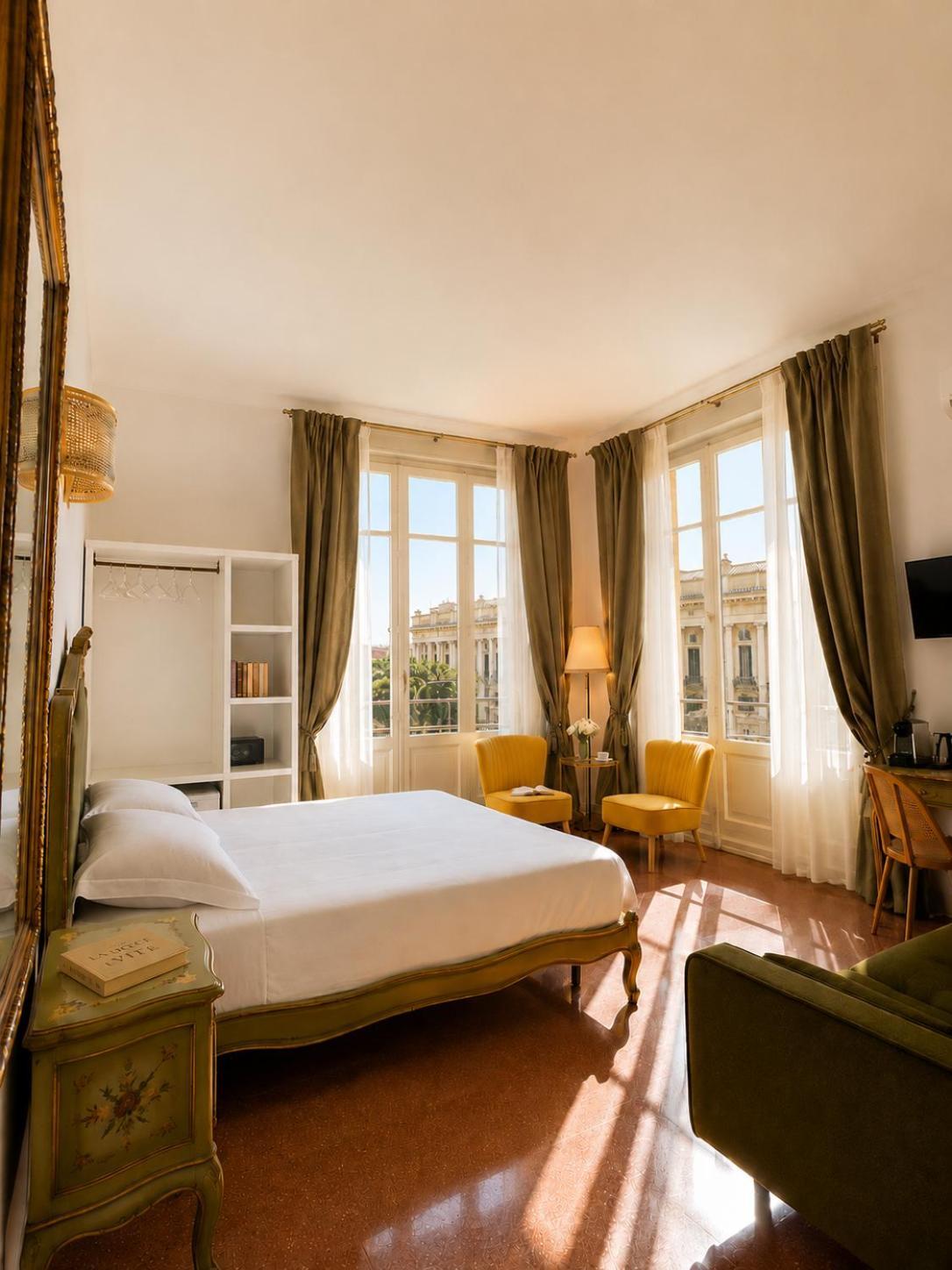 Deluxe Double Room Extra Bed