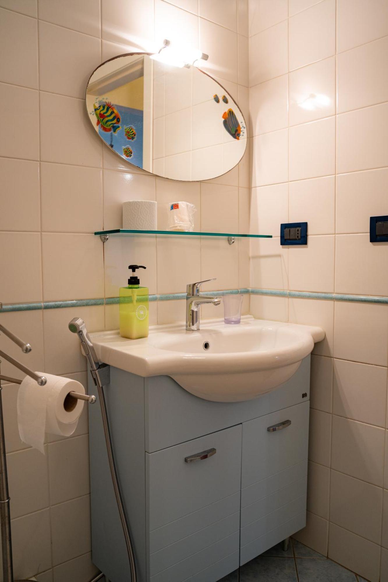 Double or Twin Room Private External Bathroom
