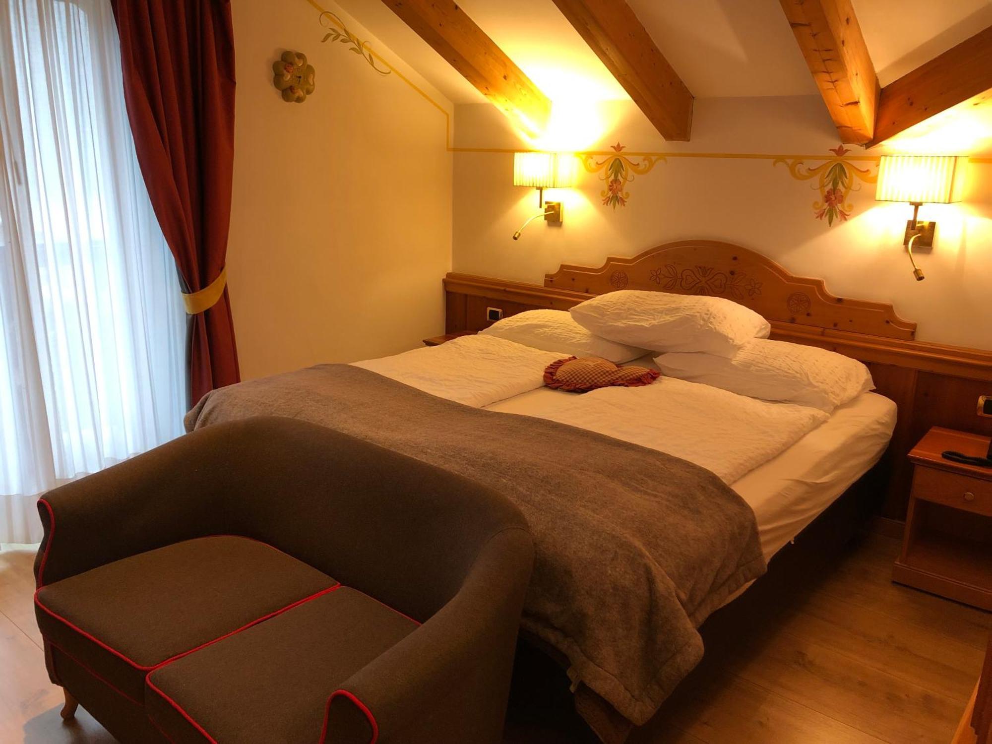 Double Room Lake View