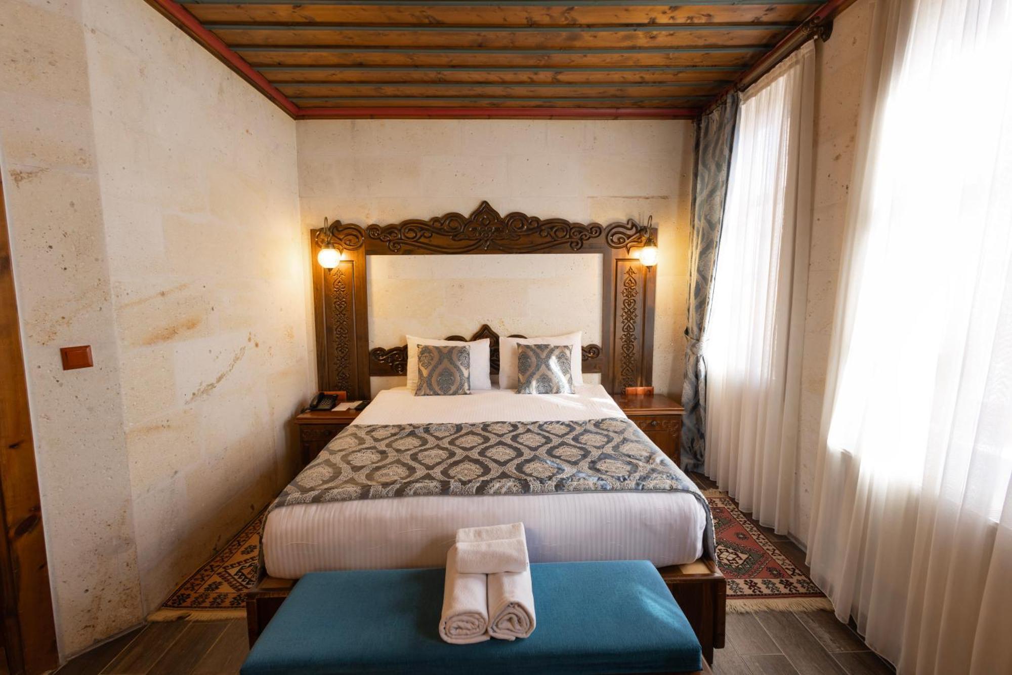 Grote Kamer met 2 Bedden