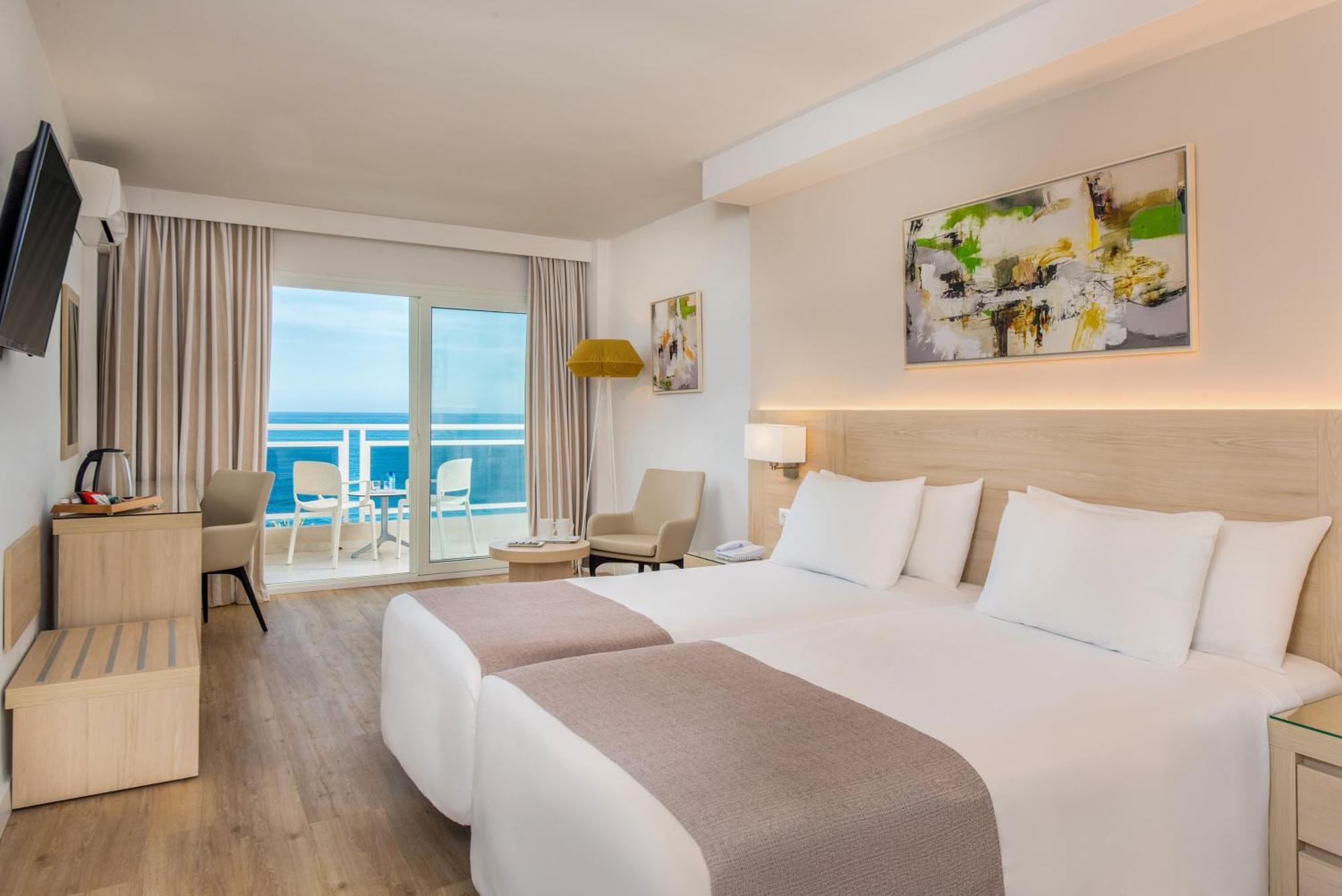 Chambre Premium - Vue Frontale sur Mer