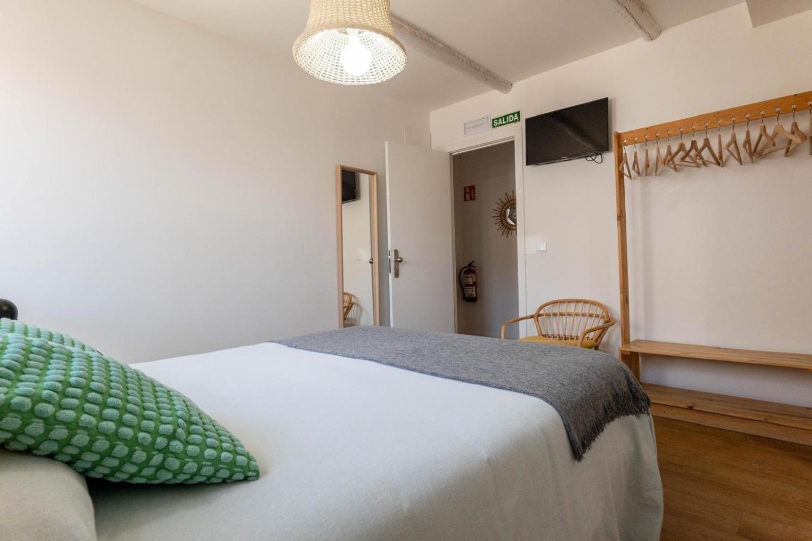 Double Room Private Bathroom