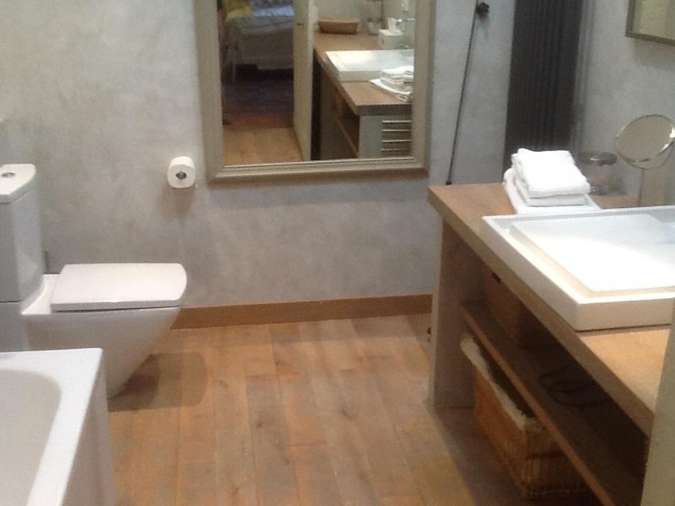 Double Room Private Bathroom