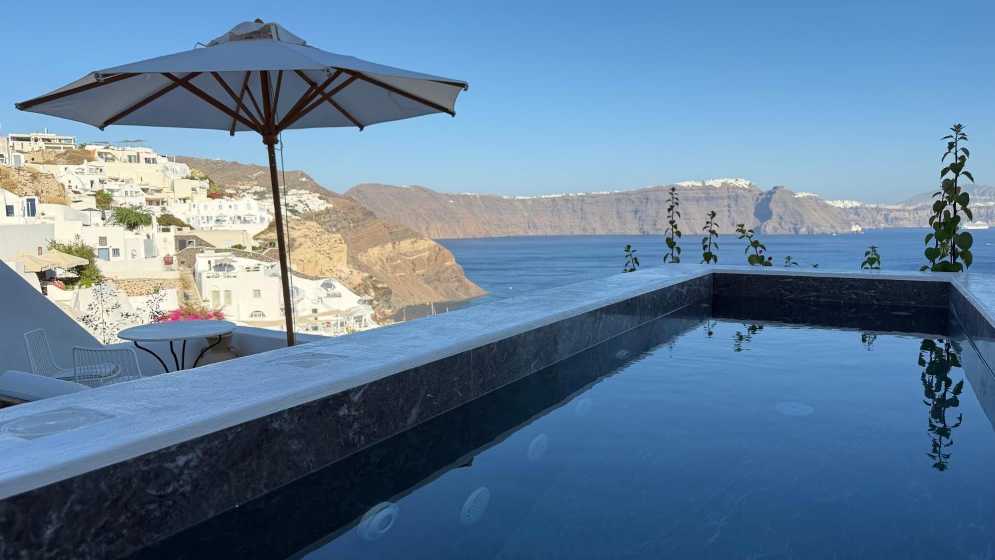Captain's Suite outdoor Whirlpool