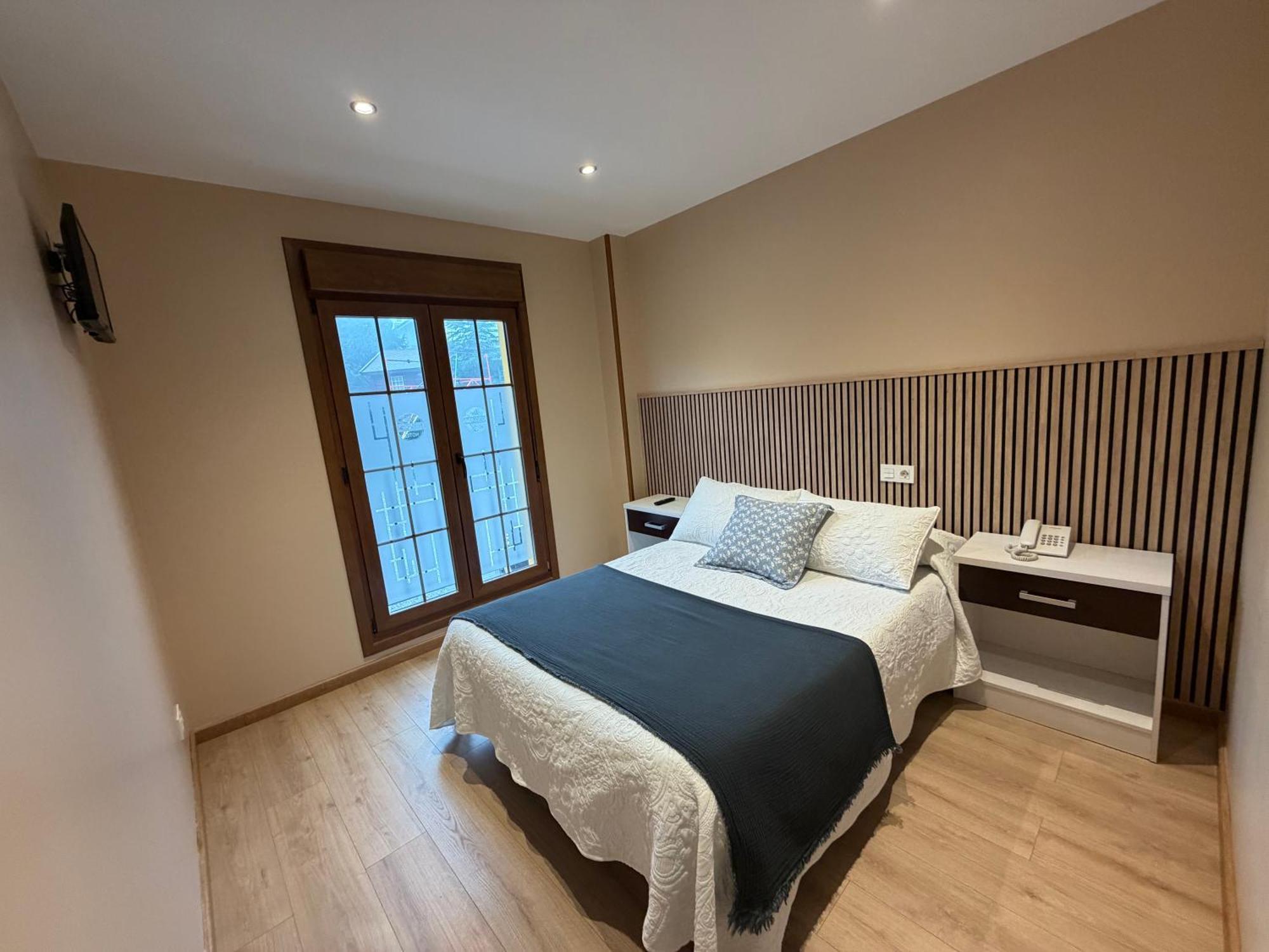 Double Room Mountain View