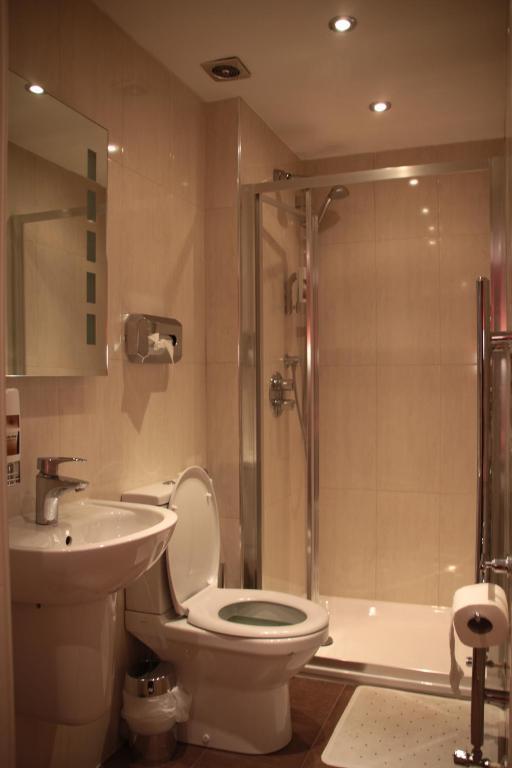 Habitación Familiar City con baño