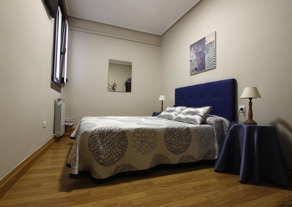 Tweepersoonskamer met Gedeelde Badkamer